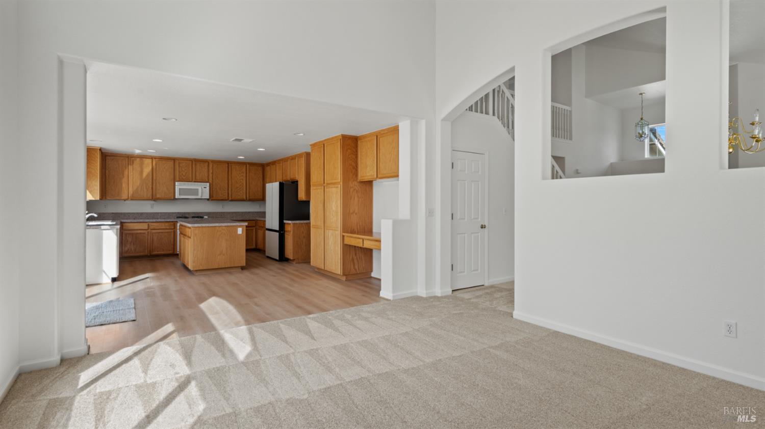 Detail Gallery Image 16 of 49 For 587 Abbey Dr, Fairfield,  CA 94534 - 3 Beds | 3 Baths