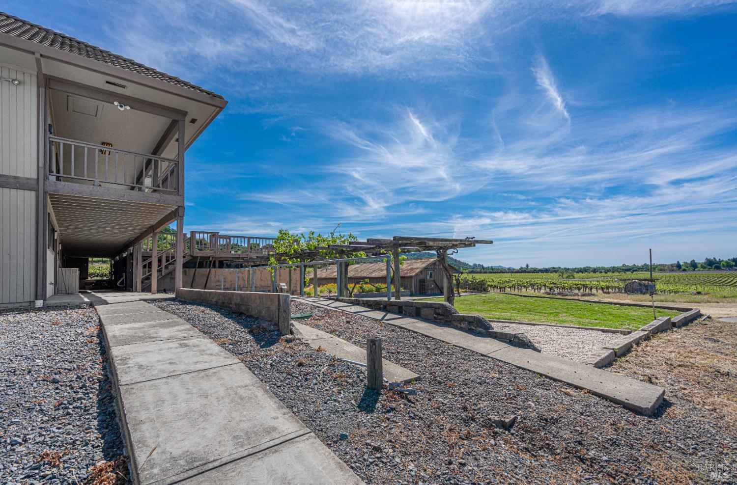 Detail Gallery Image 34 of 60 For 590 Pleasant Ave, Santa Rosa,  CA 95403 - 4 Beds | 3 Baths