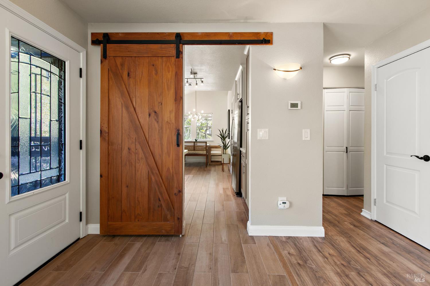 Detail Gallery Image 11 of 40 For 70 Marina Ridge Ct, Vallejo,  CA 94591 - 3 Beds | 2/1 Baths