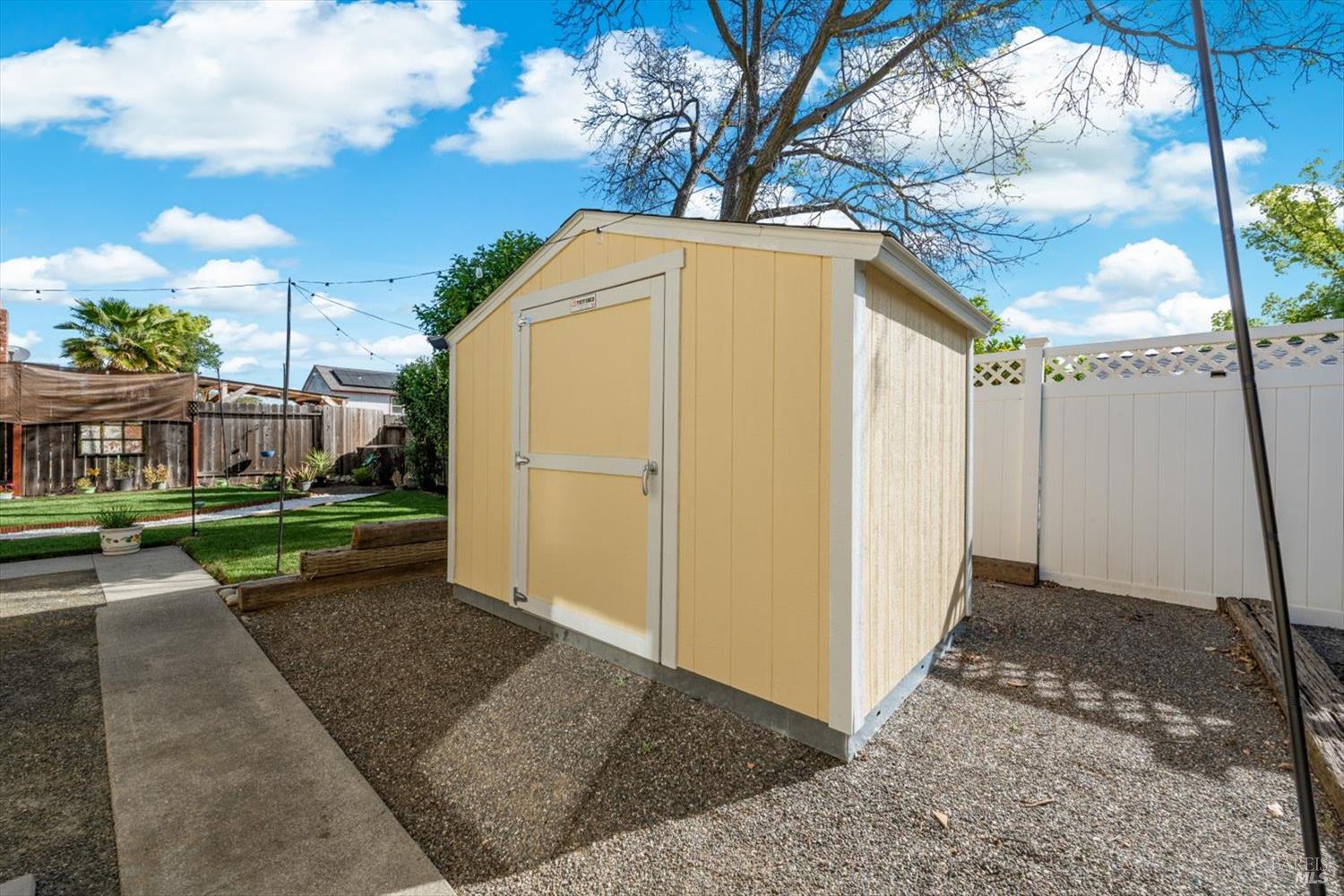 Detail Gallery Image 56 of 76 For 427 Temple Dr, Vacaville,  CA 95687 - 3 Beds | 2 Baths