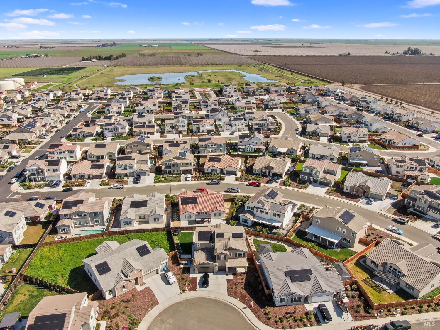 Detail Gallery Image 12 of 65 For 1245 Pacific Pl, Dixon,  CA 95620 - 5 Beds | 4 Baths