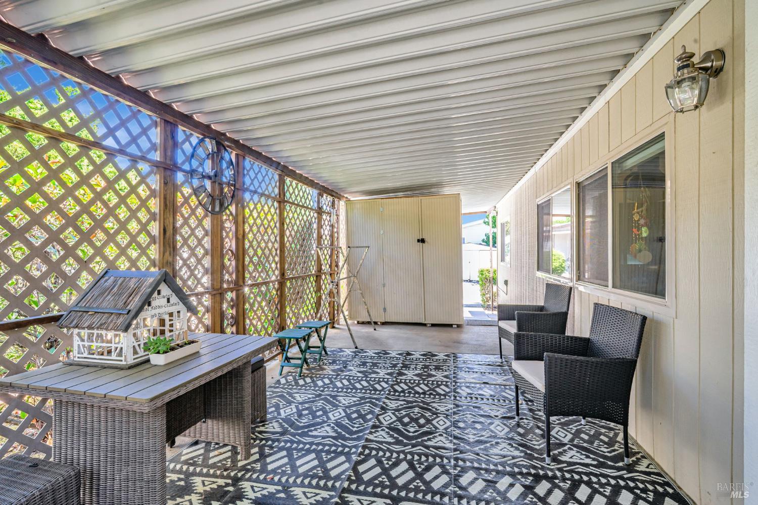 Detail Gallery Image 8 of 36 For 103 Glenoak Ct, Santa Rosa,  CA 95405 - 2 Beds | 2 Baths