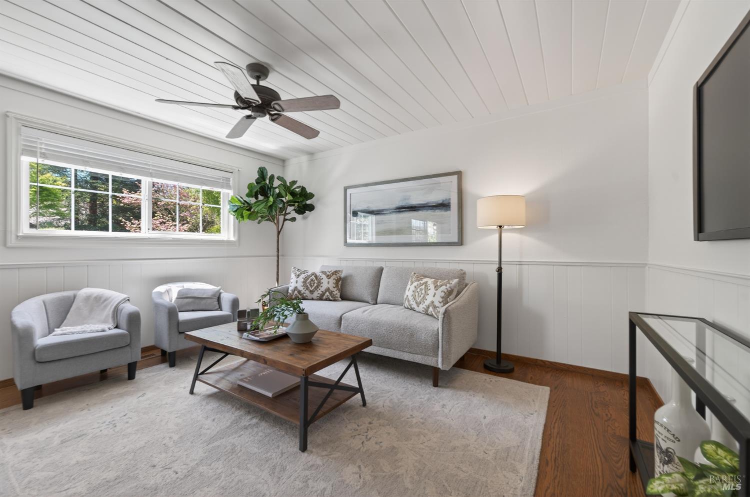 Detail Gallery Image 30 of 67 For 3527 Jomar Dr, Napa,  CA 94558 - 4 Beds | 2/1 Baths