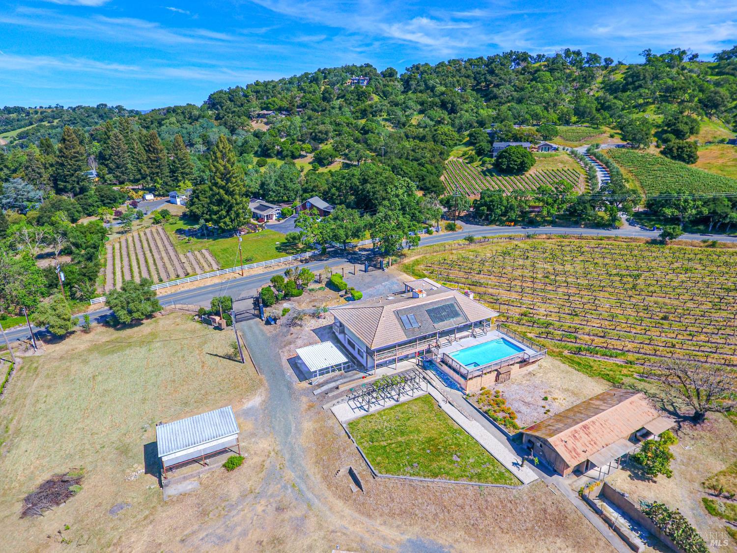 Detail Gallery Image 50 of 60 For 590 Pleasant Ave, Santa Rosa,  CA 95403 - 4 Beds | 3 Baths