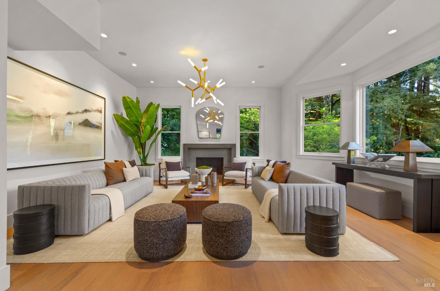 Detail Gallery Image 9 of 97 For 80 Laurel Grove Ave, Ross,  CA 94957 - 5 Beds | 5/1 Baths