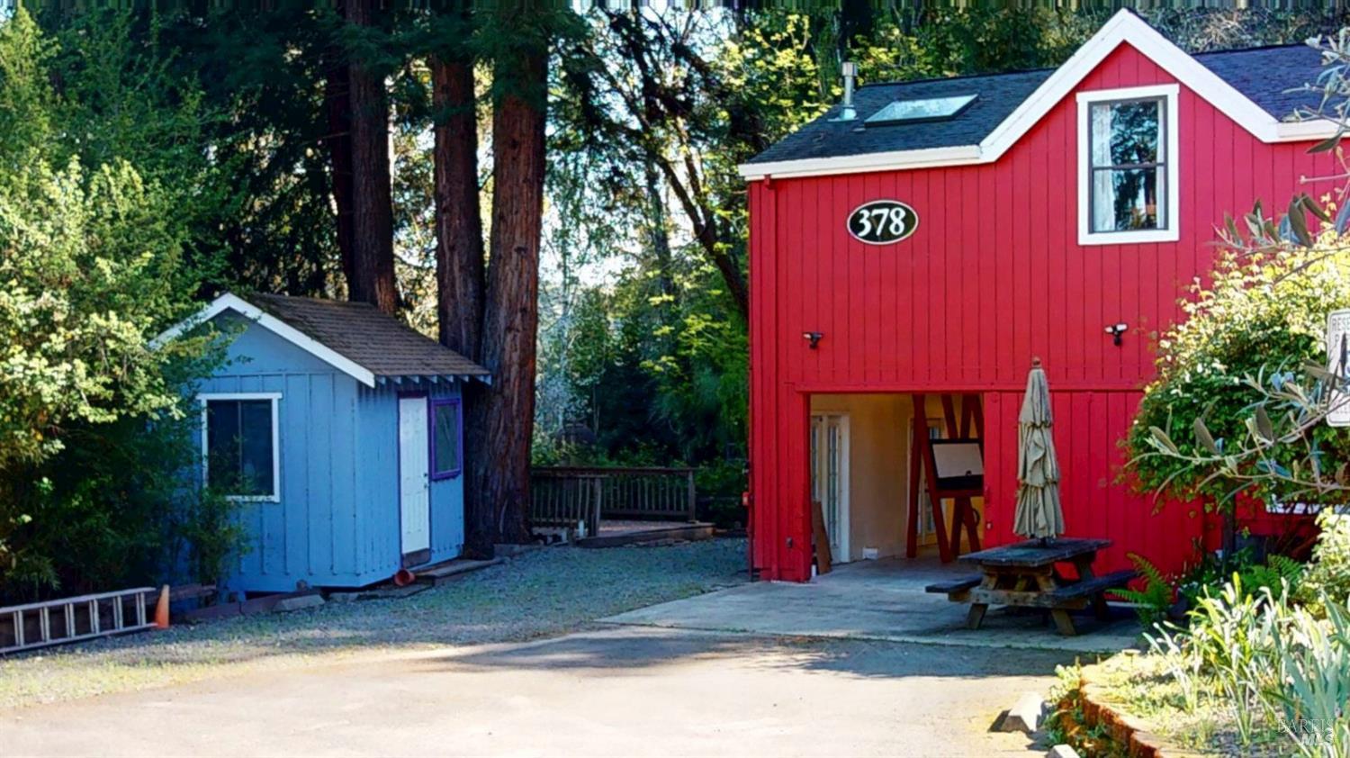 Detail Gallery Image 33 of 59 For 380 Bohemian Hwy, Freestone,  CA 95472 - 2 Beds | 2 Baths