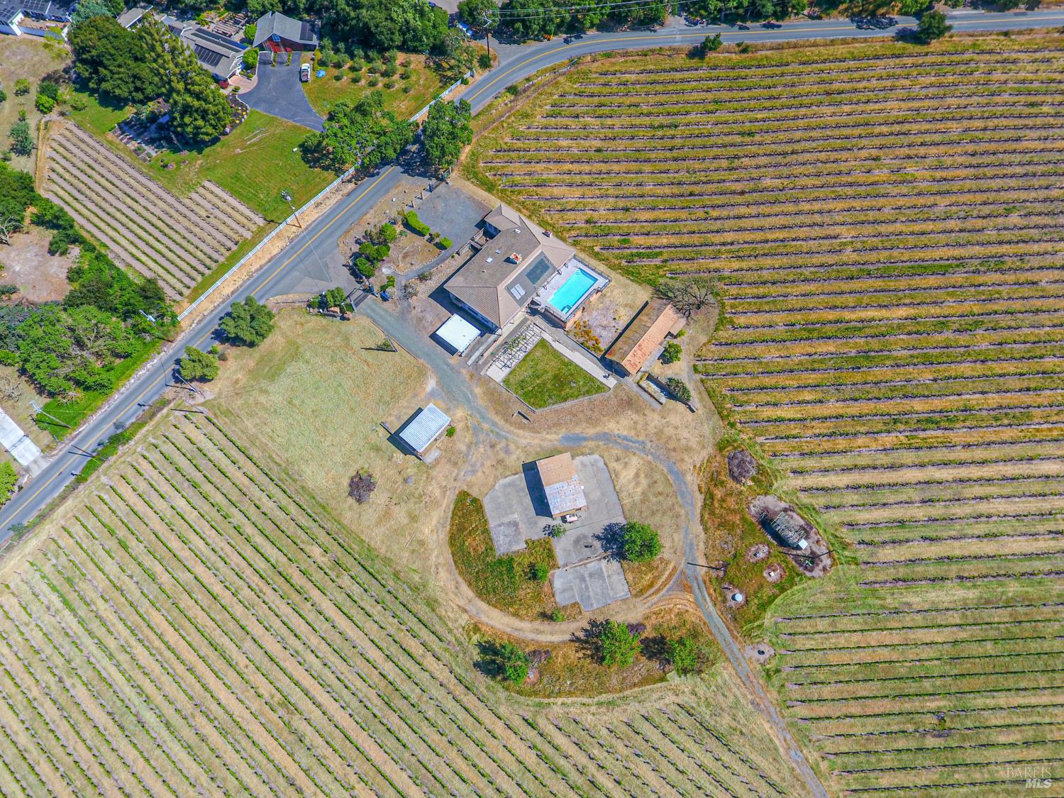 Detail Gallery Image 60 of 60 For 590 Pleasant Ave, Santa Rosa,  CA 95403 - 4 Beds | 3 Baths