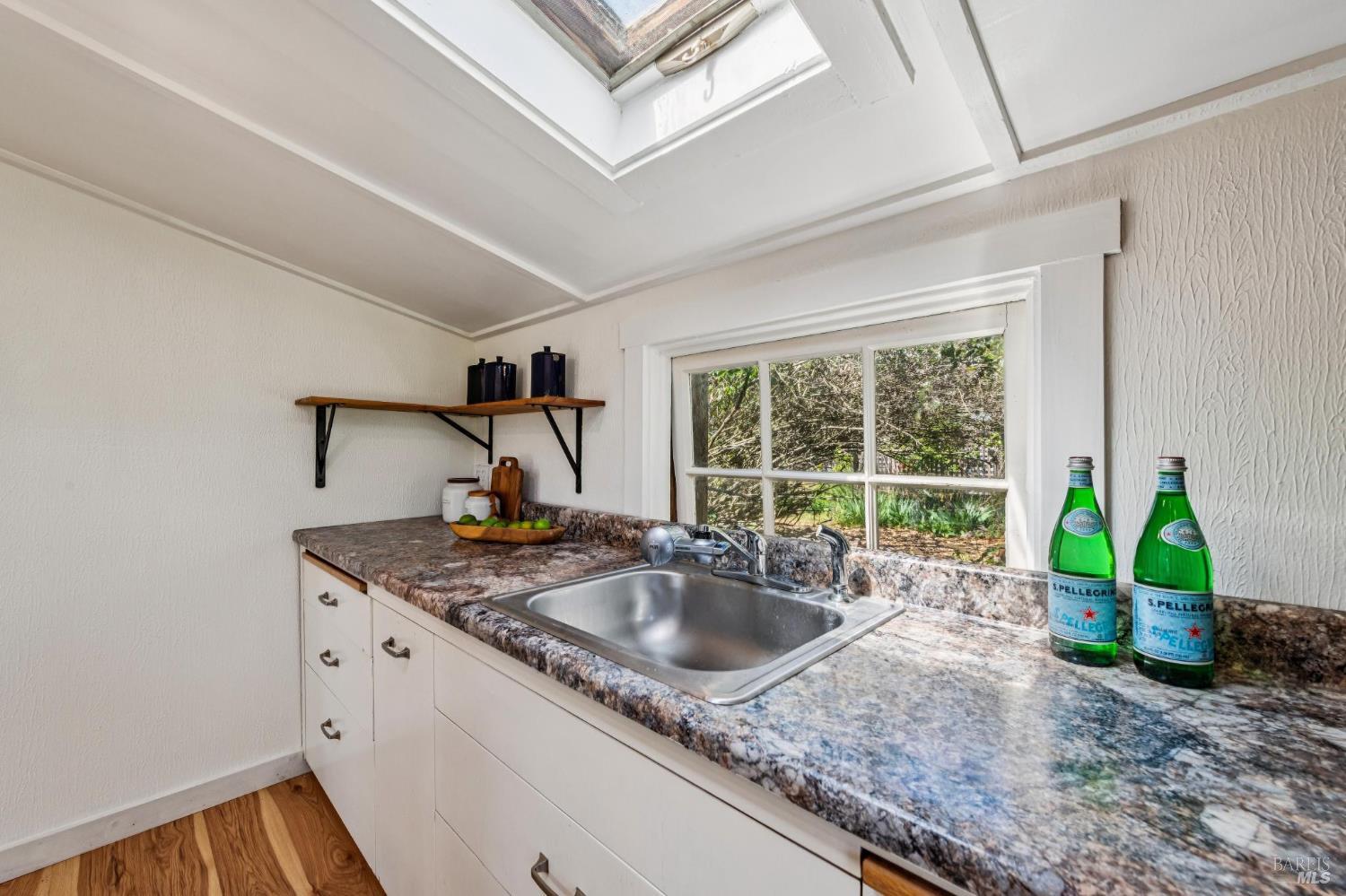 Detail Gallery Image 39 of 69 For 18 Cypress Rd, Point Reyes Station,  CA 94956 - 4 Beds | 1/1 Baths