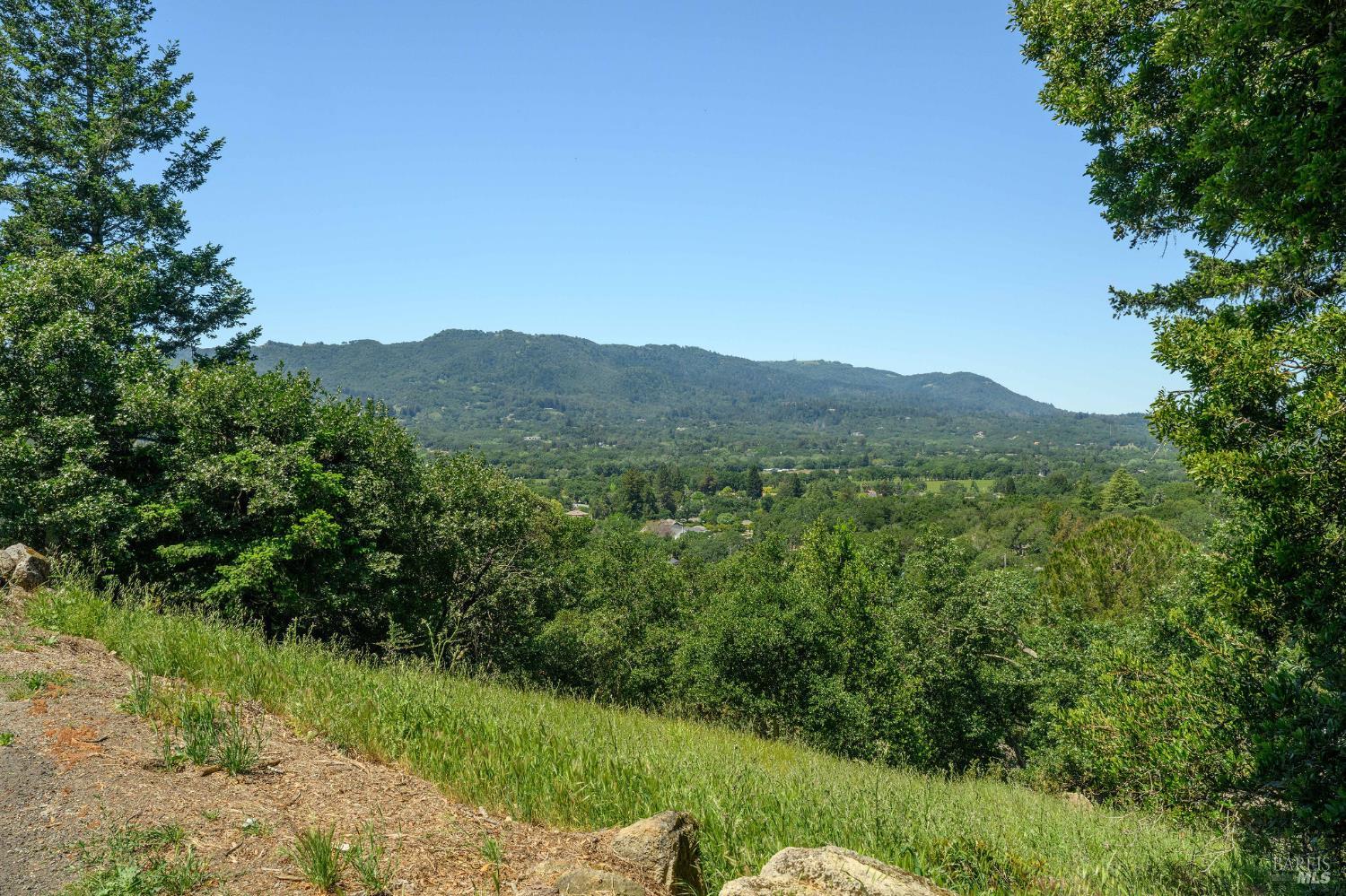 Detail Gallery Image 12 of 22 For 265 Richards Blvd, Agua Caliente,  CA 95476 - – Beds | – Baths