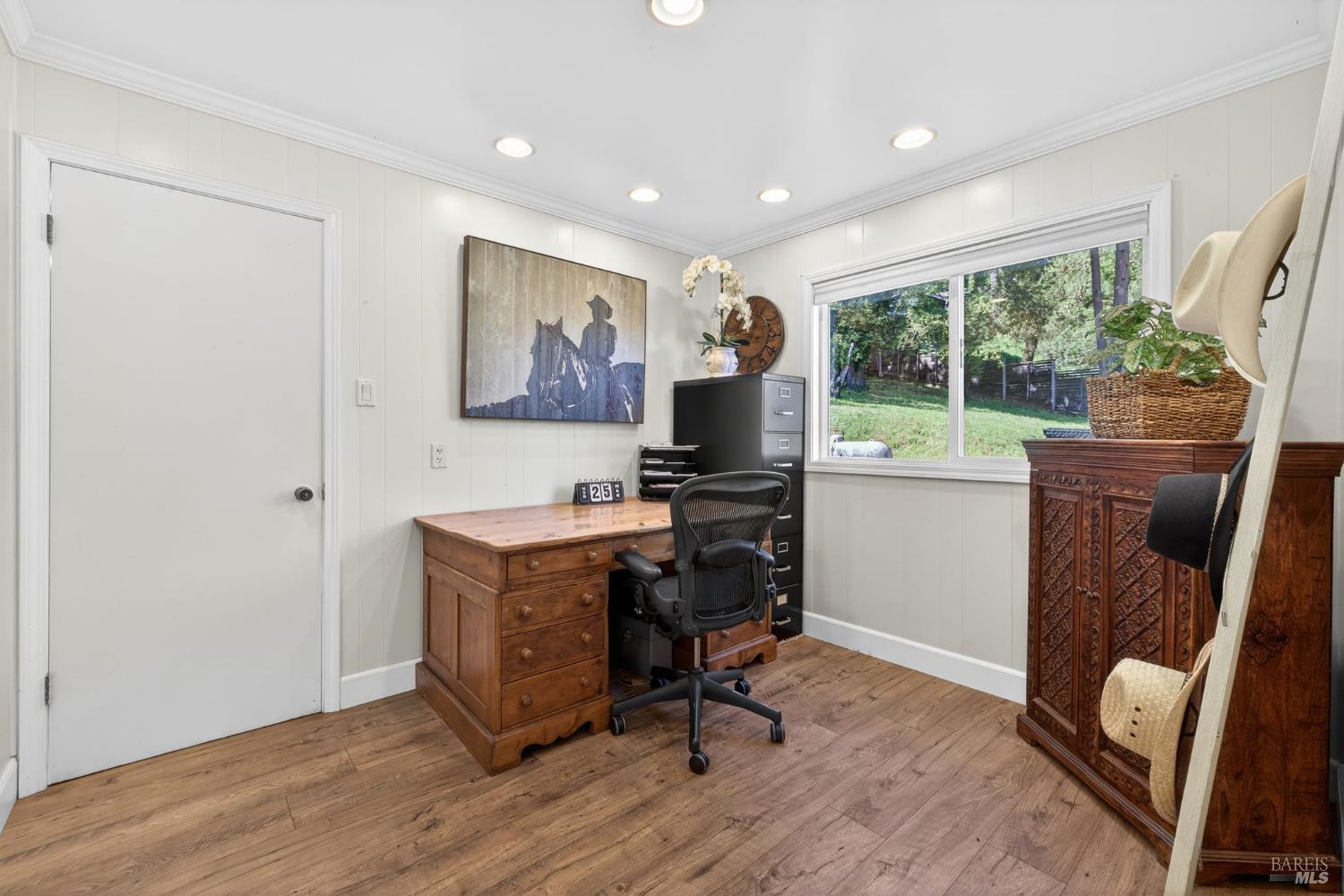 Detail Gallery Image 39 of 82 For 433 San Geronimo Valley Dr, San Geronimo,  CA 94963 - 4 Beds | 2/1 Baths