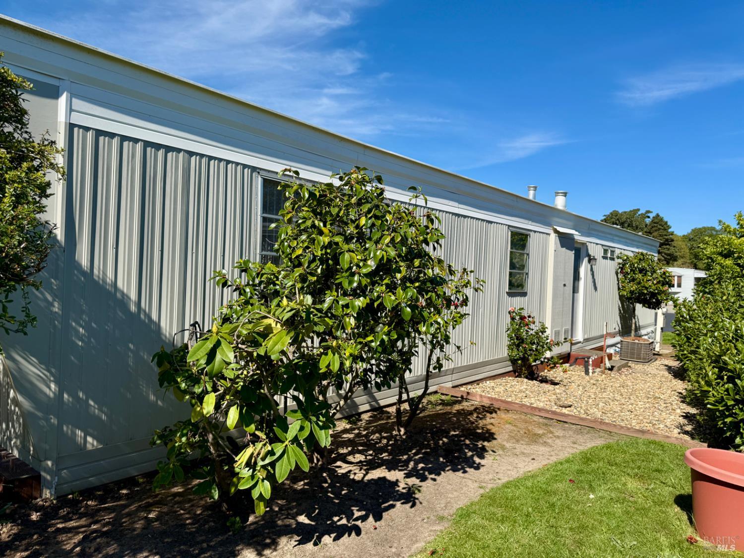 Detail Gallery Image 37 of 51 For 229 Cazares Cir, Sonoma,  CA 95476 - 2 Beds | 2 Baths