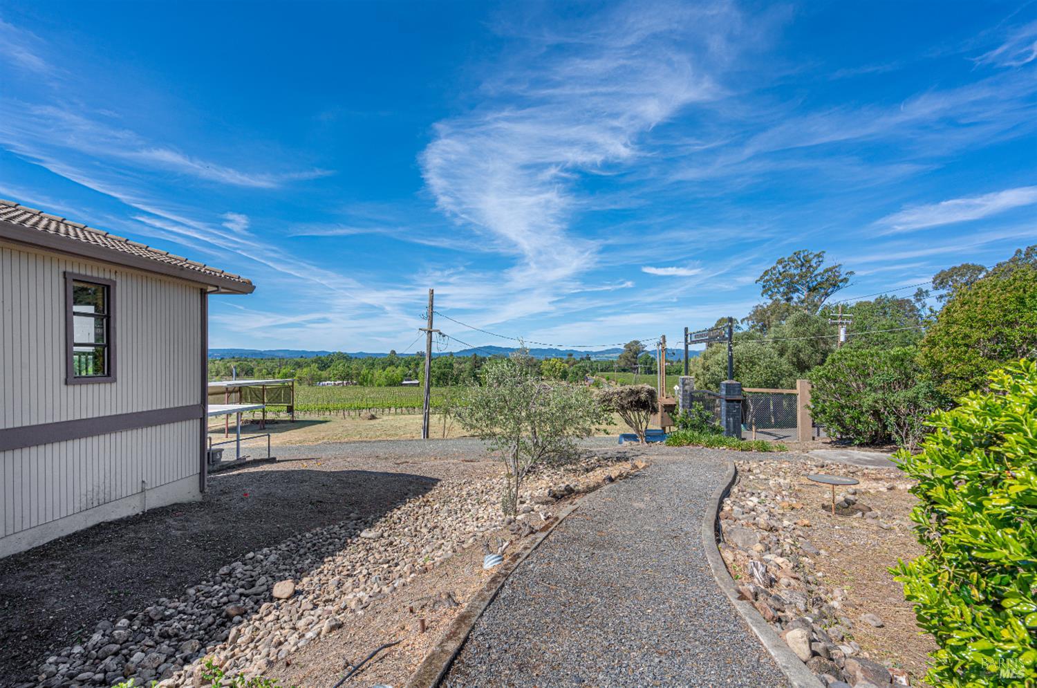 Detail Gallery Image 30 of 60 For 590 Pleasant Ave, Santa Rosa,  CA 95403 - 4 Beds | 3 Baths