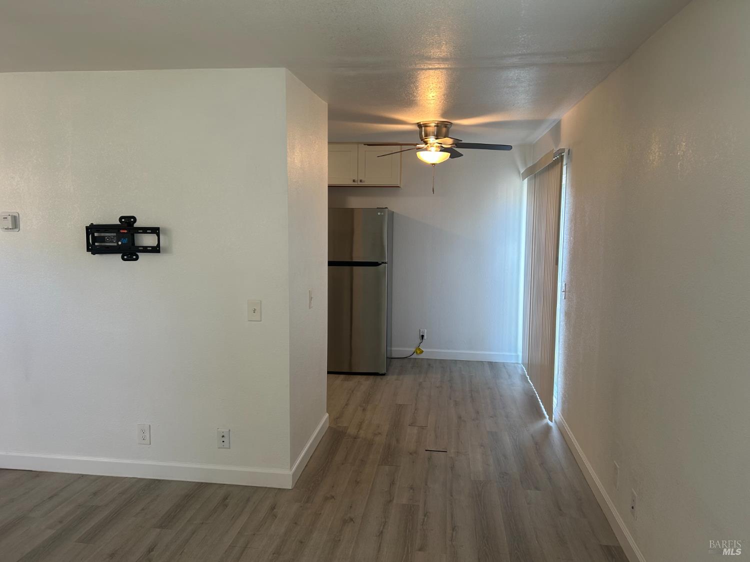 Detail Gallery Image 8 of 8 For 1335 Jack London Dr, Vallejo,  CA 94589 - 2 Beds | 2 Baths