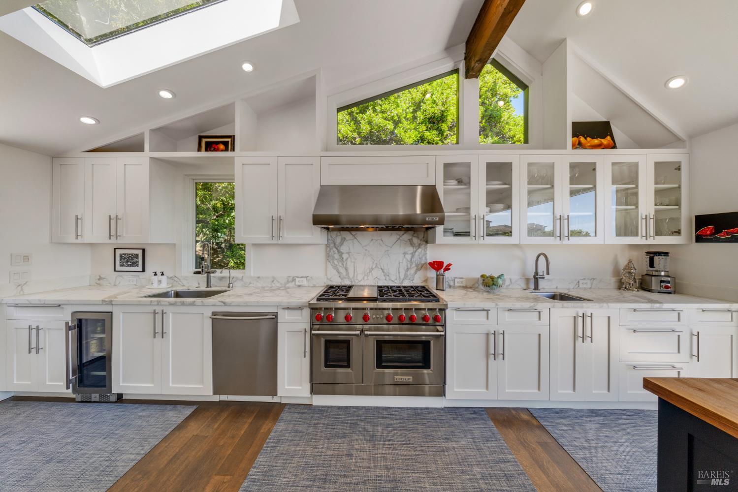 Detail Gallery Image 17 of 52 For 138 Madrona Ave, Belvedere,  CA 94920 - 4 Beds | 3/1 Baths