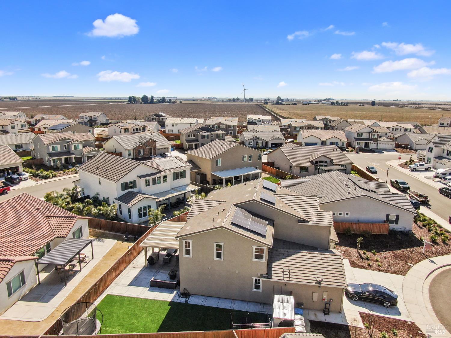 Detail Gallery Image 10 of 65 For 1245 Pacific Pl, Dixon,  CA 95620 - 5 Beds | 4 Baths