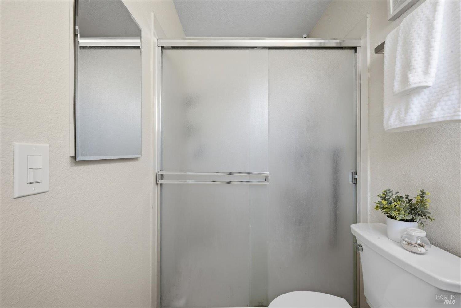 Detail Gallery Image 40 of 76 For 427 Temple Dr, Vacaville,  CA 95687 - 3 Beds | 2 Baths