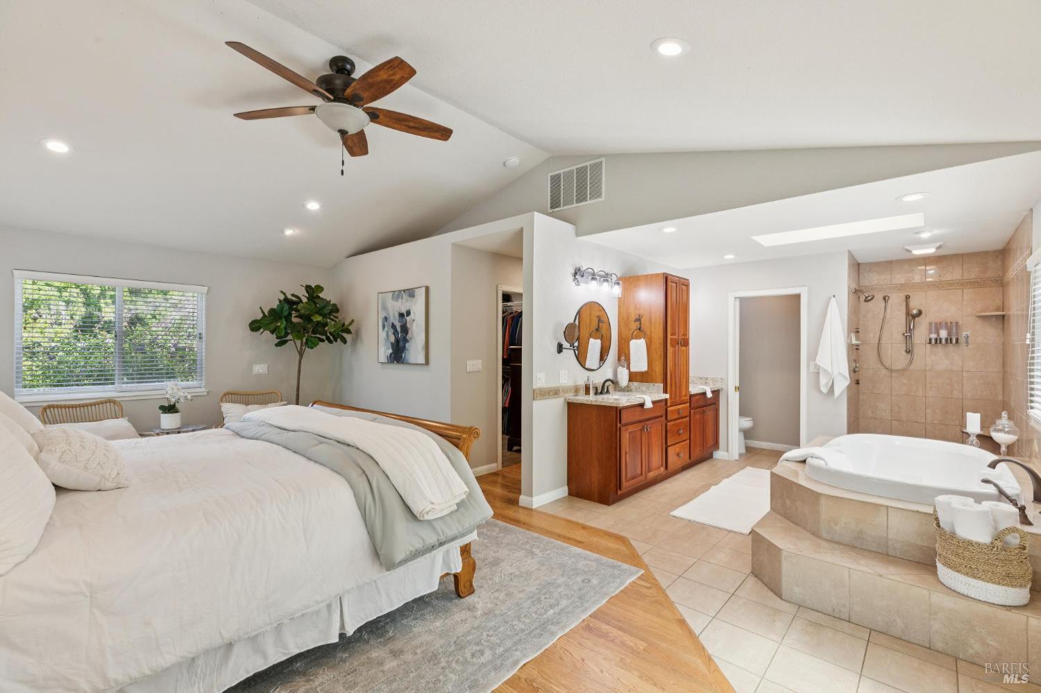 Detail Gallery Image 37 of 98 For 1195 Congress Valley Rd, Napa,  CA 94558 - 4 Beds | 4 Baths