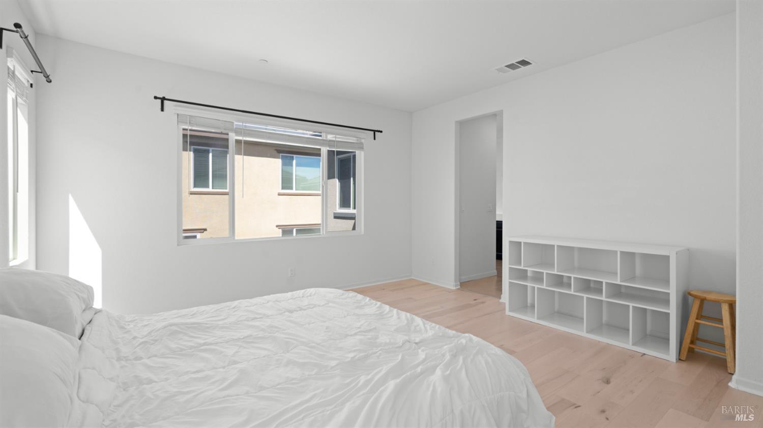 Detail Gallery Image 31 of 41 For 2350 Sheldon Dr, Fairfield,  CA 94533 - 4 Beds | 2/1 Baths