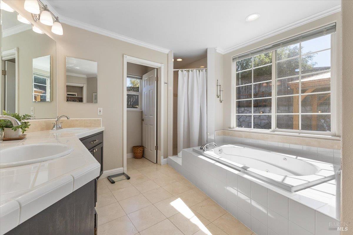 Detail Gallery Image 24 of 58 For 6081 Malcom Ln, Penngrove,  CA 94951 - 3 Beds | 2/1 Baths