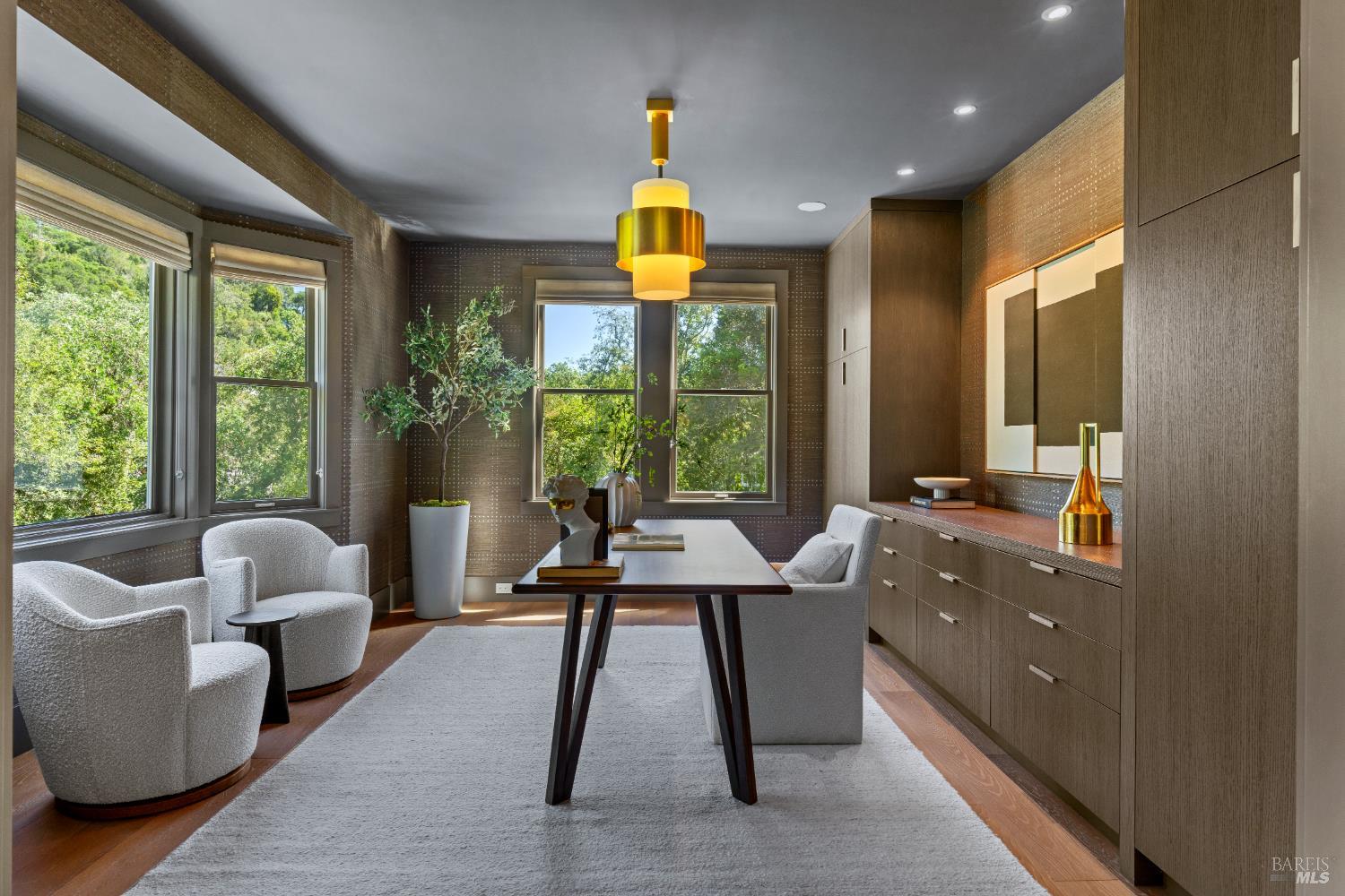 Detail Gallery Image 12 of 97 For 80 Laurel Grove Ave, Ross,  CA 94957 - 5 Beds | 5/1 Baths