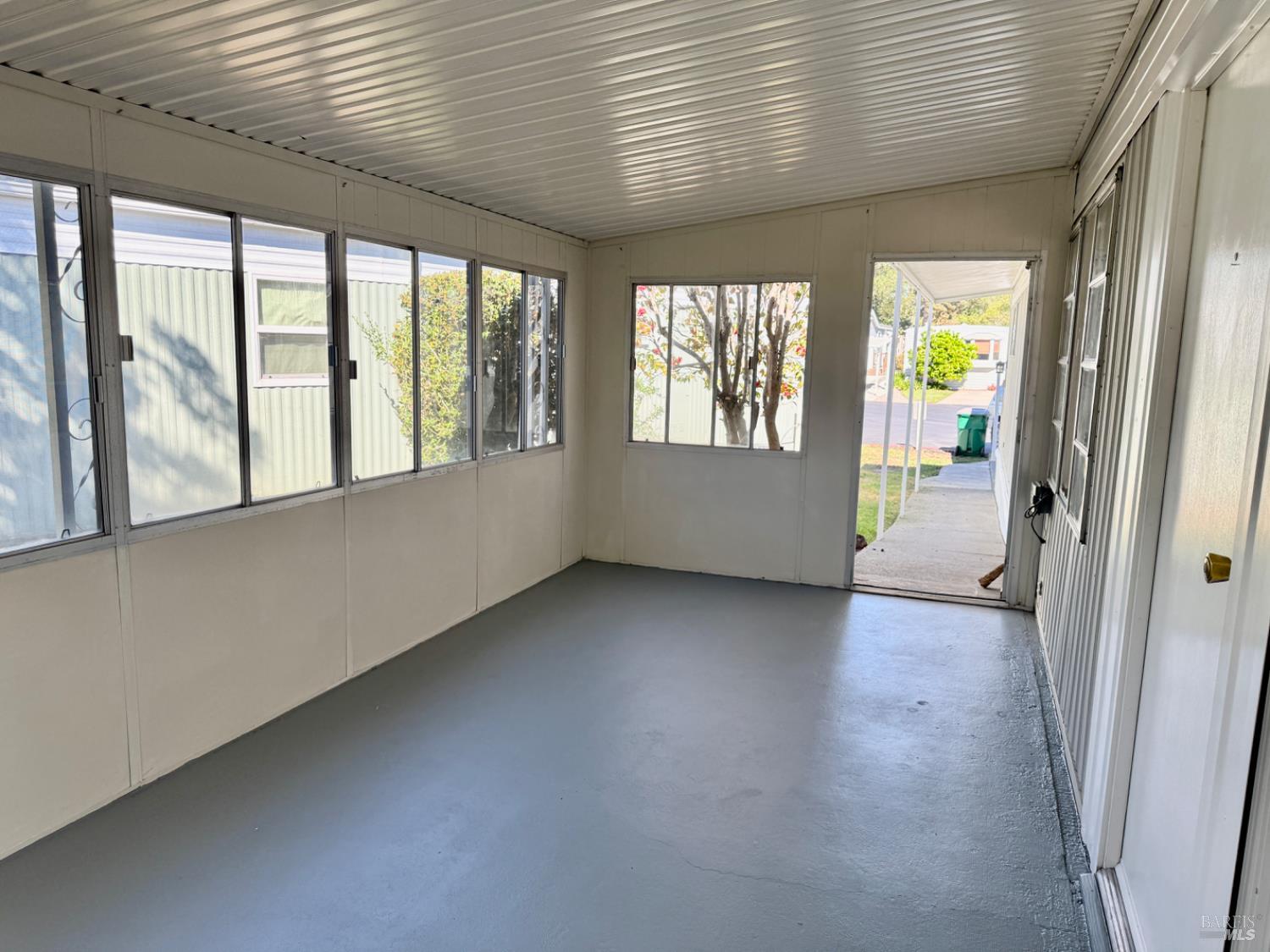 Detail Gallery Image 2 of 51 For 229 Cazares Cir, Sonoma,  CA 95476 - 2 Beds | 2 Baths