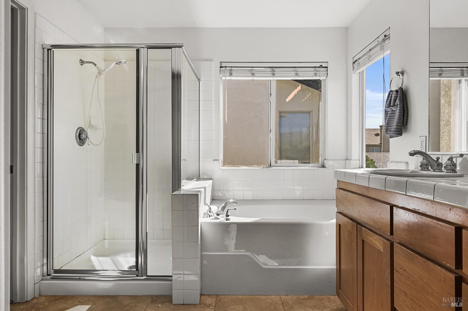 Detail Gallery Image 38 of 51 For 2824 Elk Ln, Santa Rosa,  CA 95407 - 4 Beds | 2/1 Baths