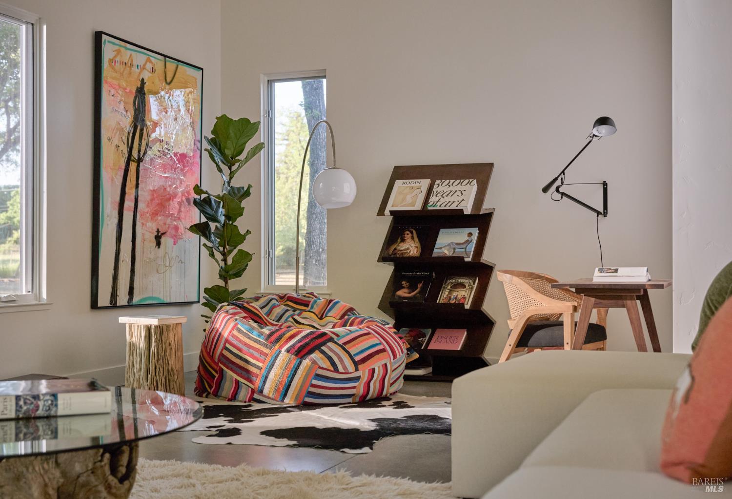 Detail Gallery Image 20 of 44 For 247 Fisher Ln, Sonoma,  CA 95476 - 5 Beds | 6/2 Baths