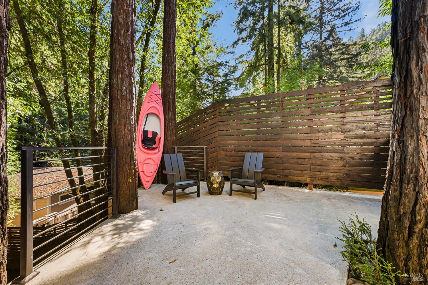 Detail Gallery Image 74 of 84 For 14685 Willow Rd, Guerneville,  CA 95446 - 3 Beds | 3 Baths