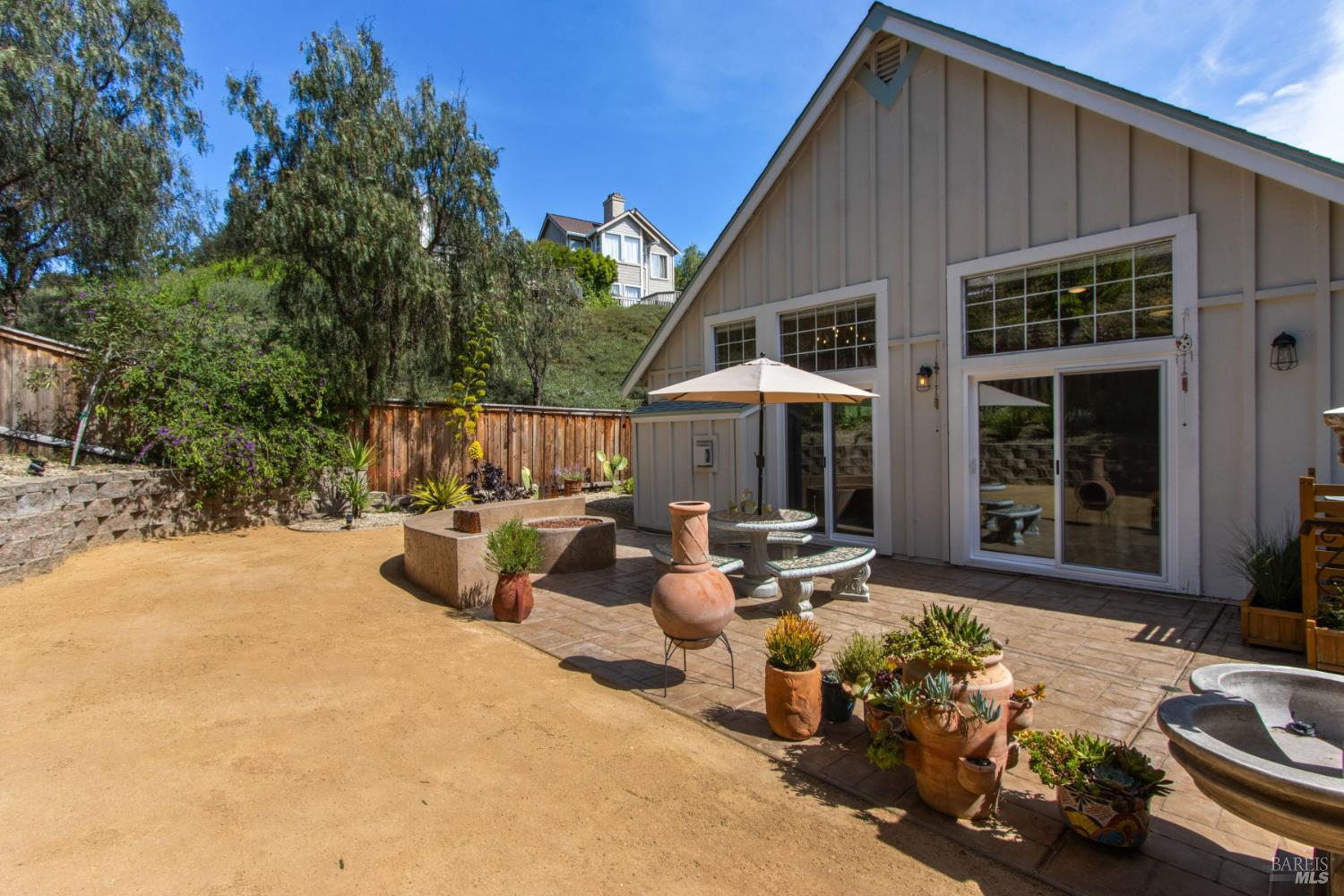 Detail Gallery Image 38 of 40 For 70 Marina Ridge Ct, Vallejo,  CA 94591 - 3 Beds | 2/1 Baths