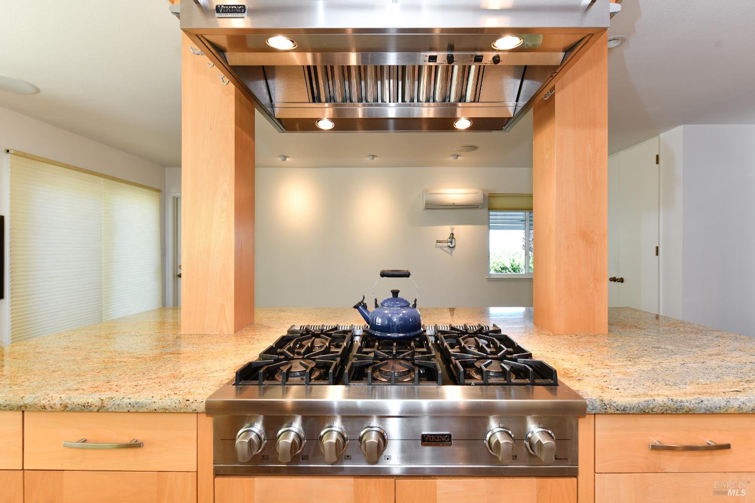 Detail Gallery Image 13 of 32 For 22 Monez Blvd, Napa,  CA 94559 - 4 Beds | 2/1 Baths