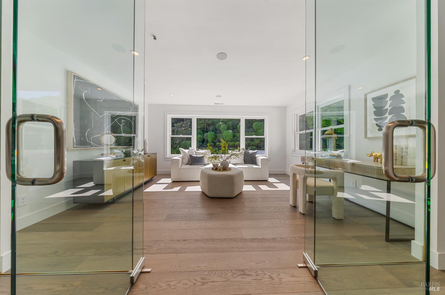 Detail Gallery Image 55 of 97 For 80 Laurel Grove Ave, Ross,  CA 94957 - 5 Beds | 5/1 Baths