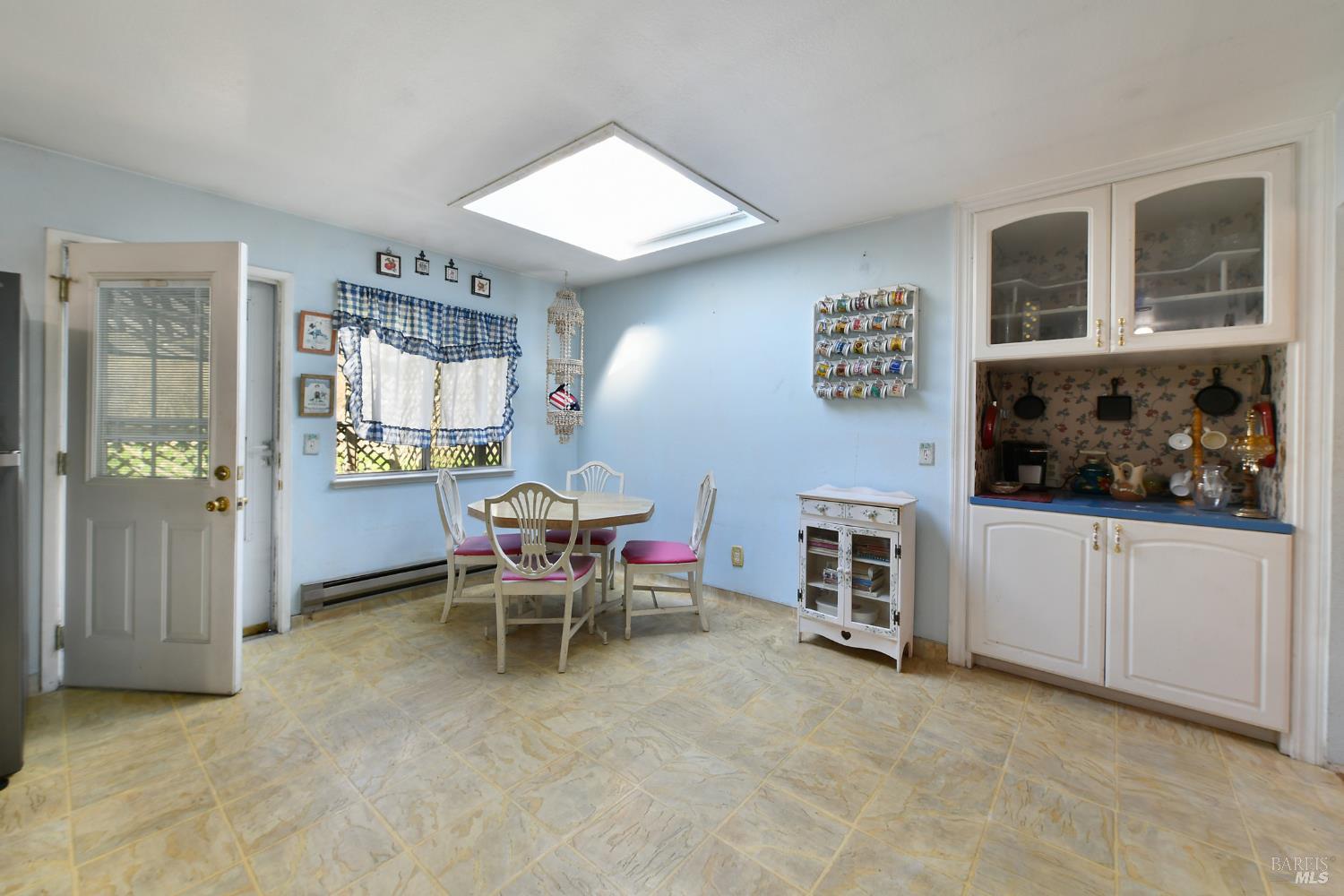 Detail Gallery Image 34 of 38 For 755 Watertrough Rd, Sebastopol,  CA 95472 - 2 Beds | 2 Baths