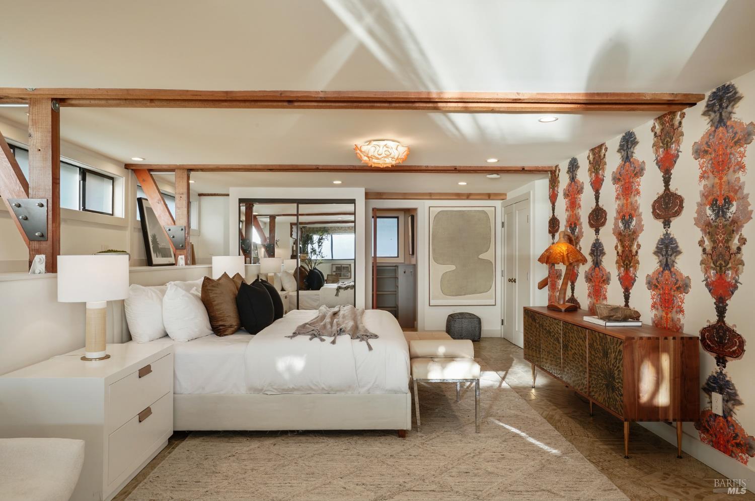 Detail Gallery Image 17 of 31 For 58 Liberty Dock Unkn, Sausalito,  CA 94965 - 2 Beds | 2/1 Baths