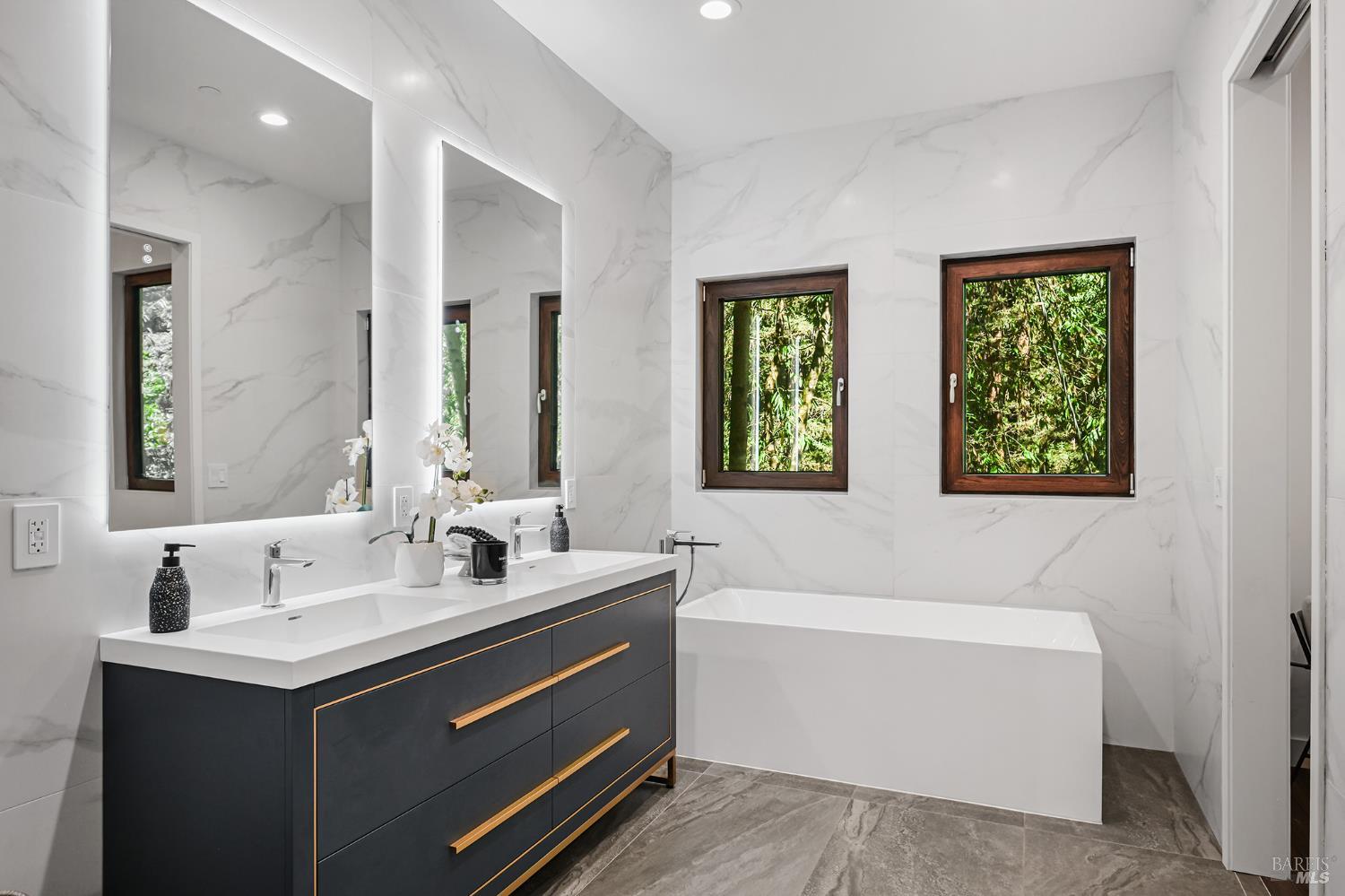 Detail Gallery Image 50 of 84 For 14685 Willow Rd, Guerneville,  CA 95446 - 3 Beds | 3 Baths