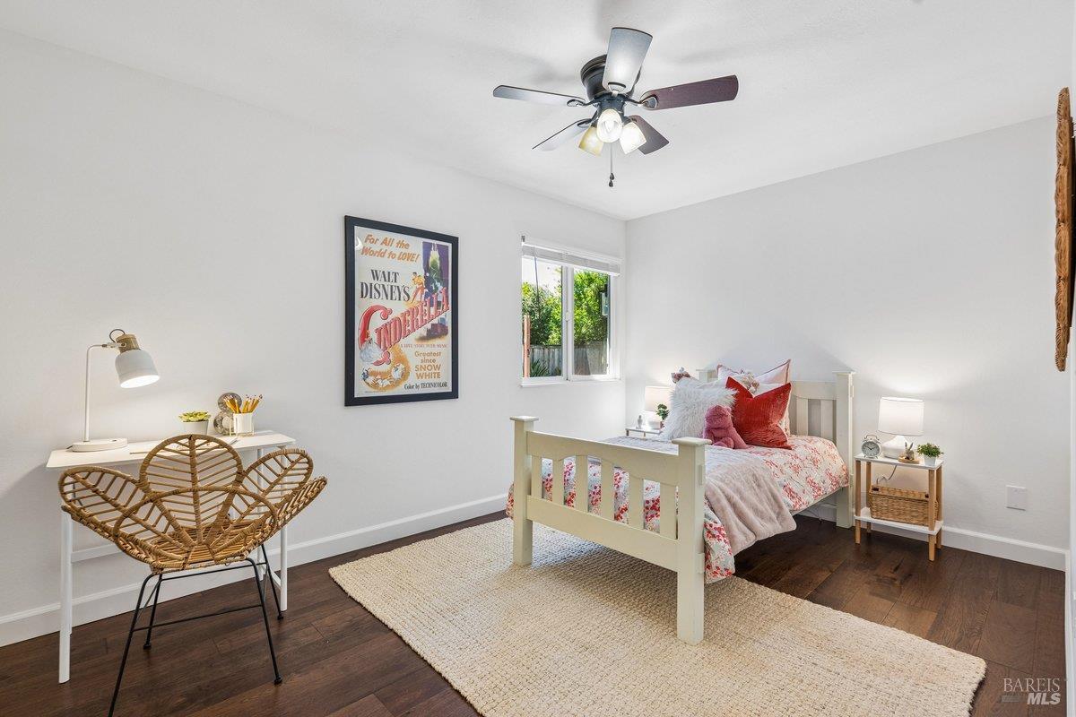 Detail Gallery Image 30 of 47 For 1619 Oneel Dr, Petaluma,  CA 94954 - 3 Beds | 2 Baths