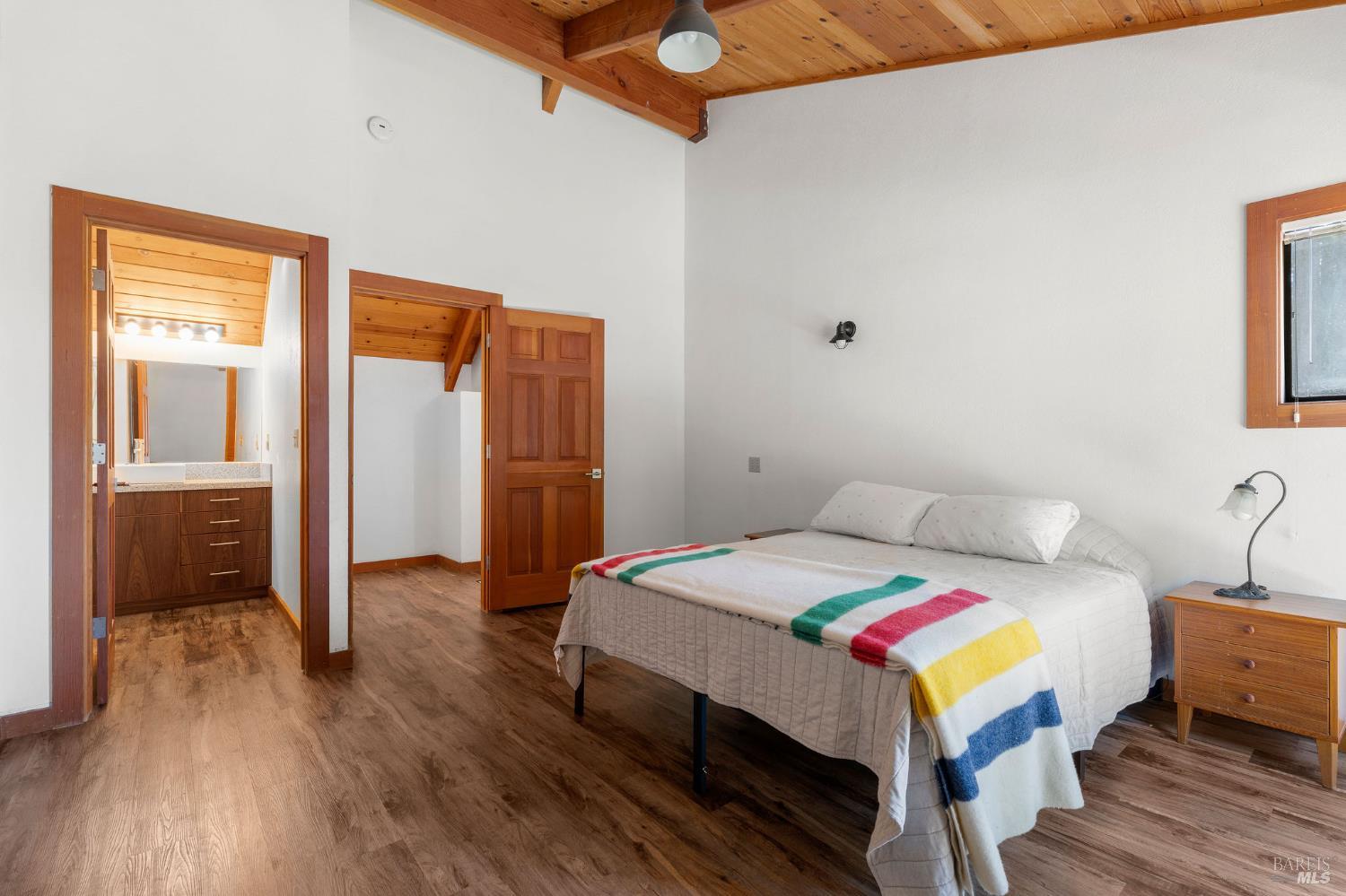 Detail Gallery Image 16 of 32 For 38051 Ocean Ridge Dr, Gualala,  CA 95445 - 2 Beds | 2 Baths