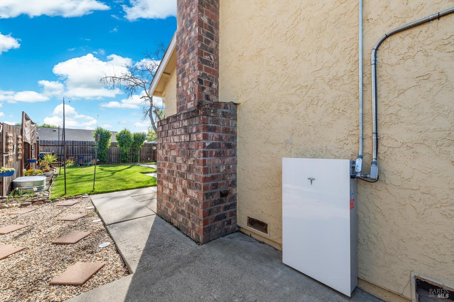 Detail Gallery Image 64 of 76 For 427 Temple Dr, Vacaville,  CA 95687 - 3 Beds | 2 Baths