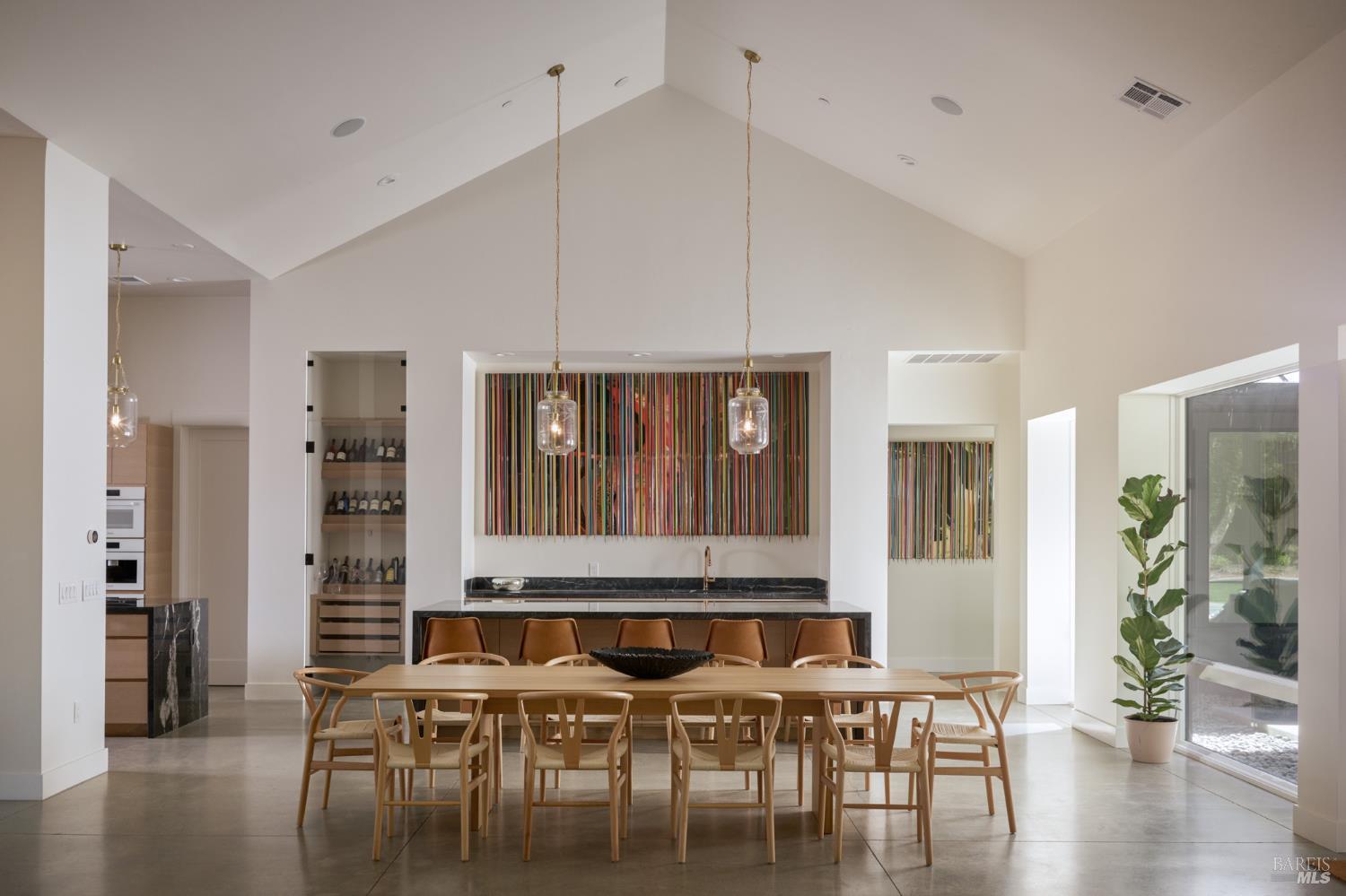 Detail Gallery Image 16 of 44 For 247 Fisher Ln, Sonoma,  CA 95476 - 5 Beds | 6/2 Baths