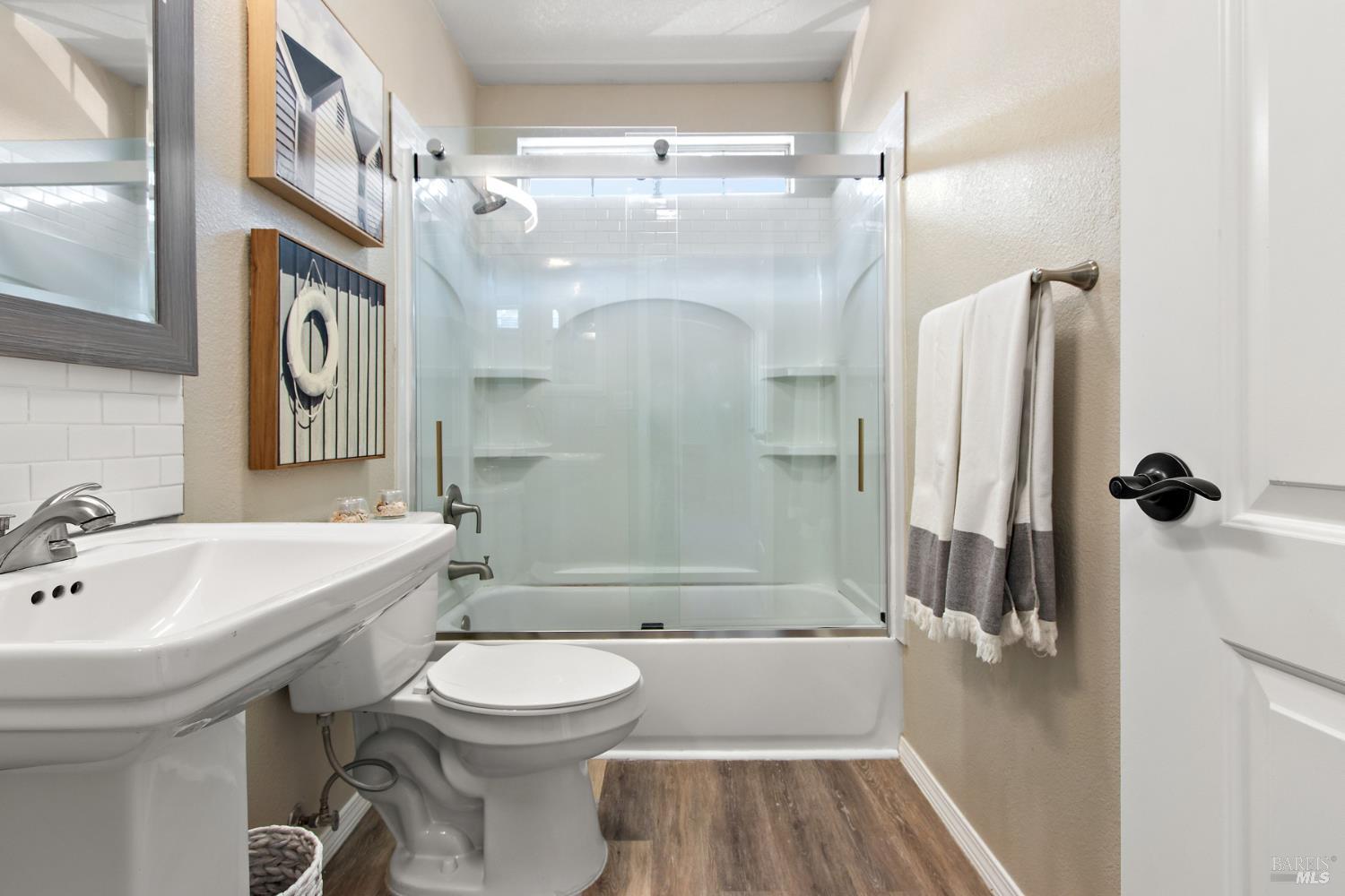 Detail Gallery Image 23 of 40 For 70 Marina Ridge Ct, Vallejo,  CA 94591 - 3 Beds | 2/1 Baths