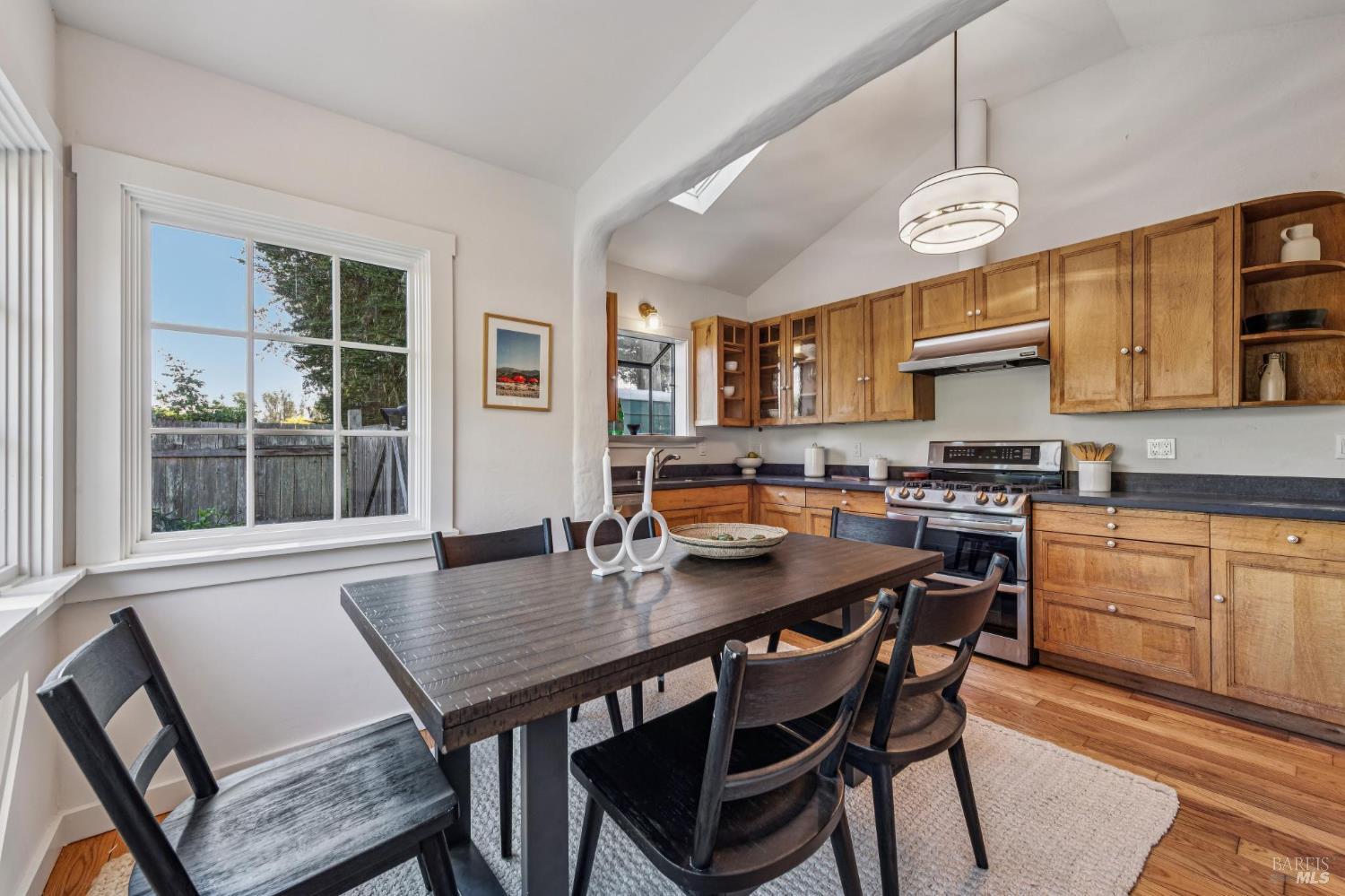 Detail Gallery Image 20 of 69 For 18 Cypress Rd, Point Reyes Station,  CA 94956 - 4 Beds | 1/1 Baths