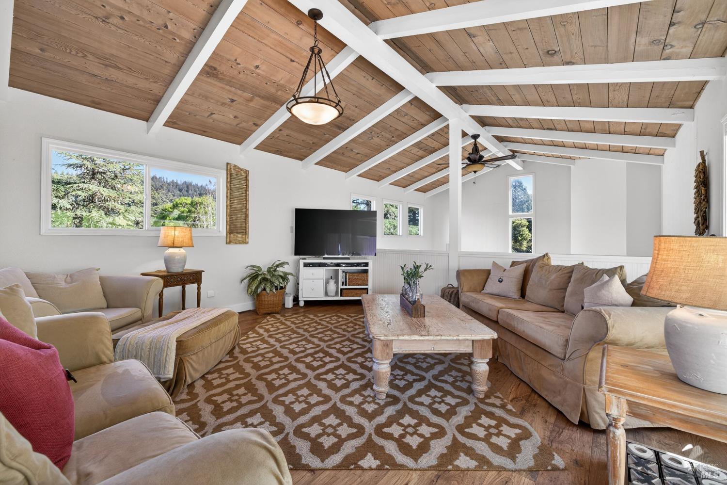 Detail Gallery Image 45 of 82 For 433 San Geronimo Valley Dr, San Geronimo,  CA 94963 - 4 Beds | 2/1 Baths