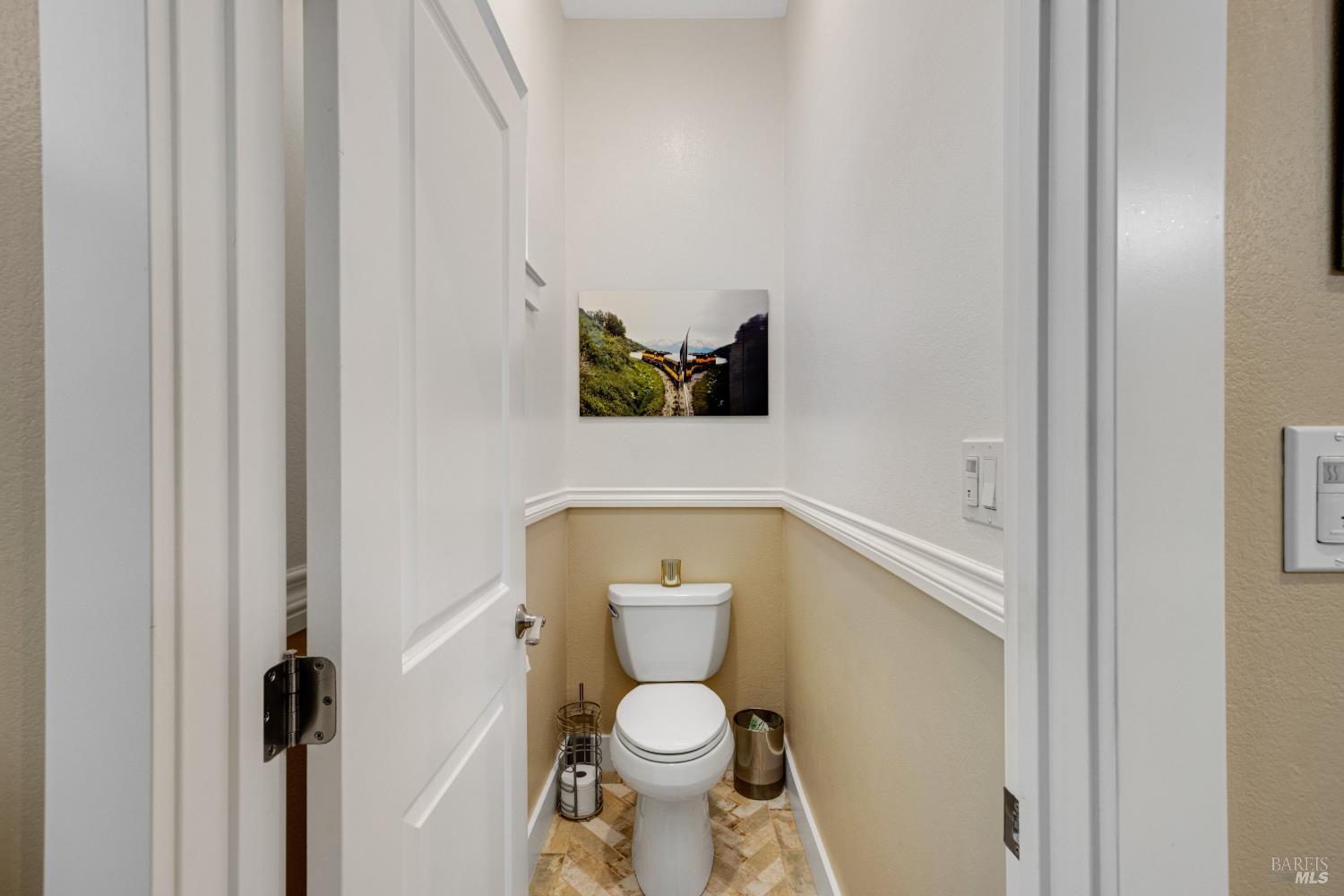 Detail Gallery Image 29 of 44 For 1935 San Marcos Dr, Santa Rosa,  CA 95403 - 3 Beds | 2 Baths