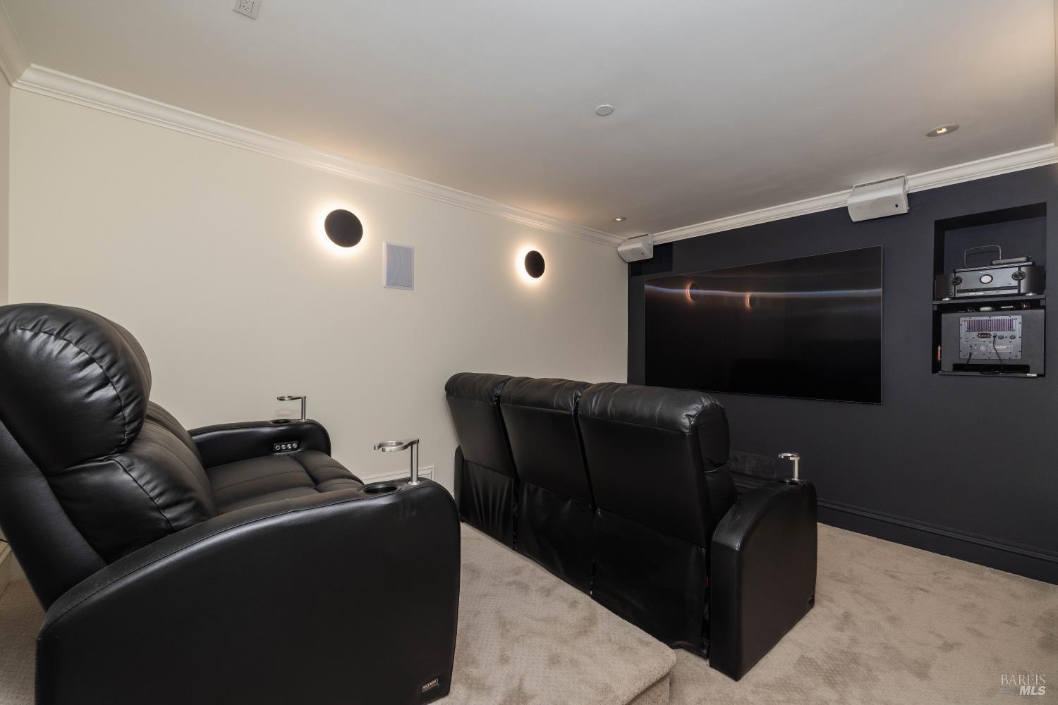 Detail Gallery Image 31 of 41 For 9 Francisco Vista Ct, Tiburon,  CA 94920 - 5 Beds | 4/2 Baths