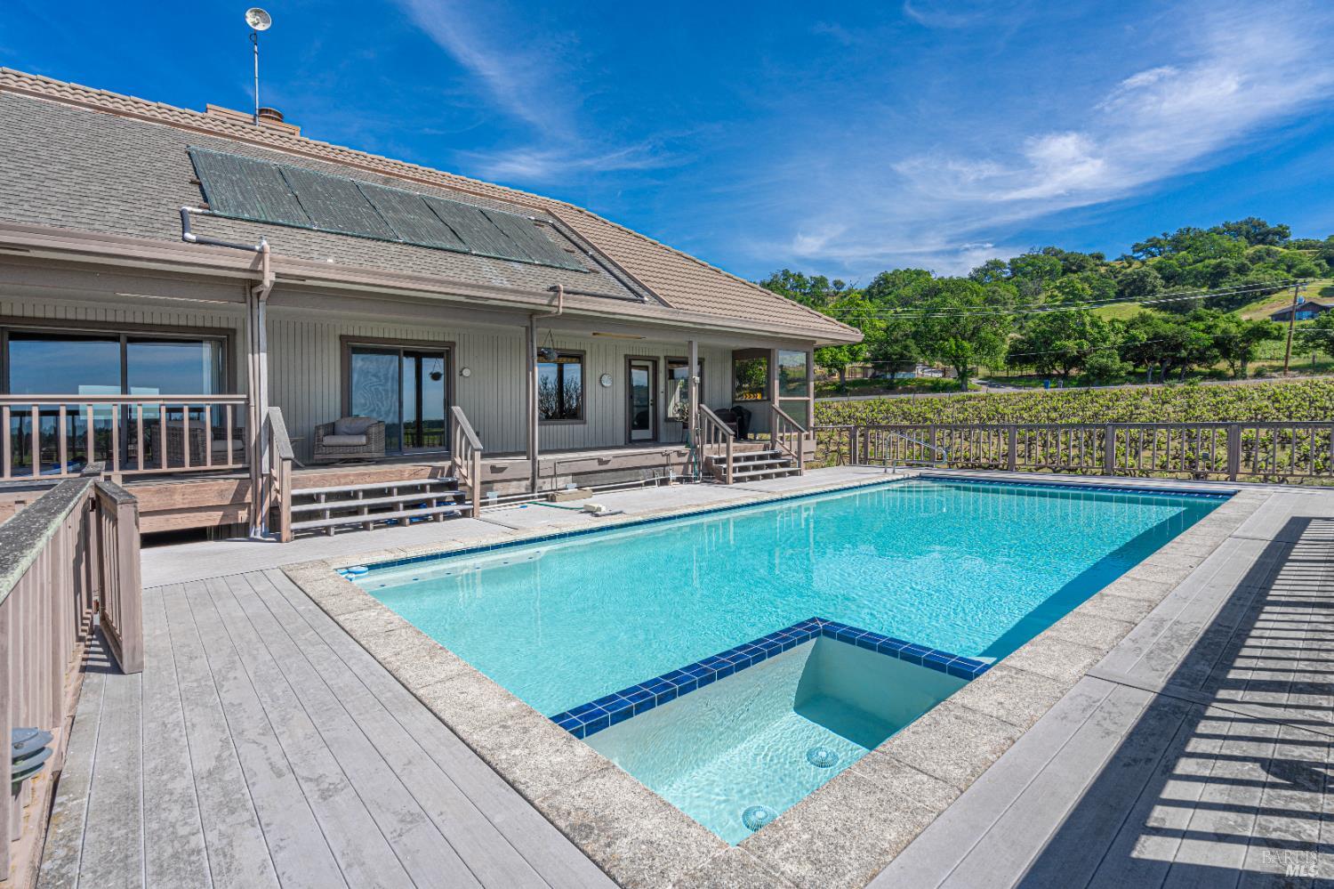 Detail Gallery Image 21 of 60 For 590 Pleasant Ave, Santa Rosa,  CA 95403 - 4 Beds | 3 Baths