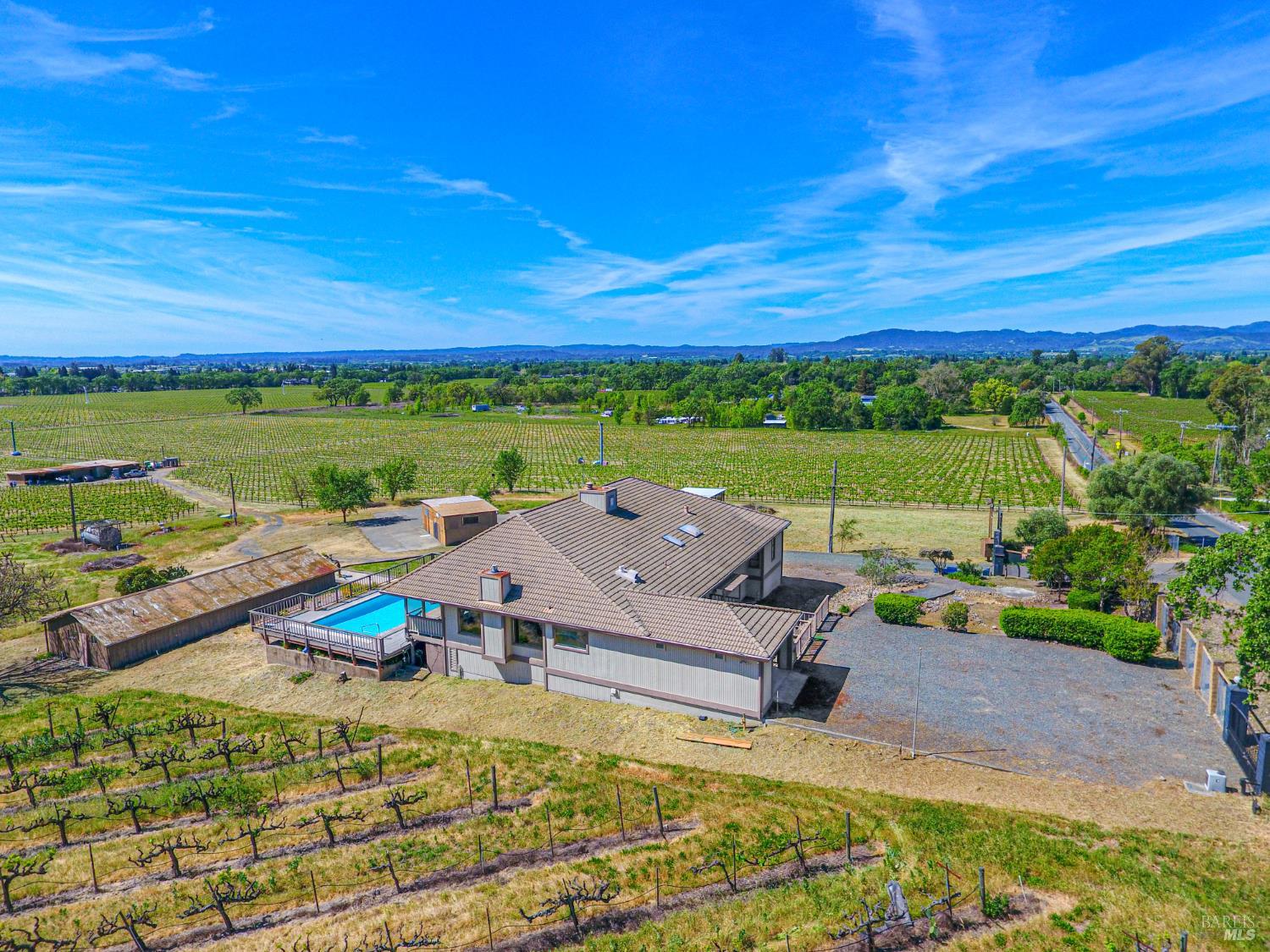 Detail Gallery Image 51 of 60 For 590 Pleasant Ave, Santa Rosa,  CA 95403 - 4 Beds | 3 Baths