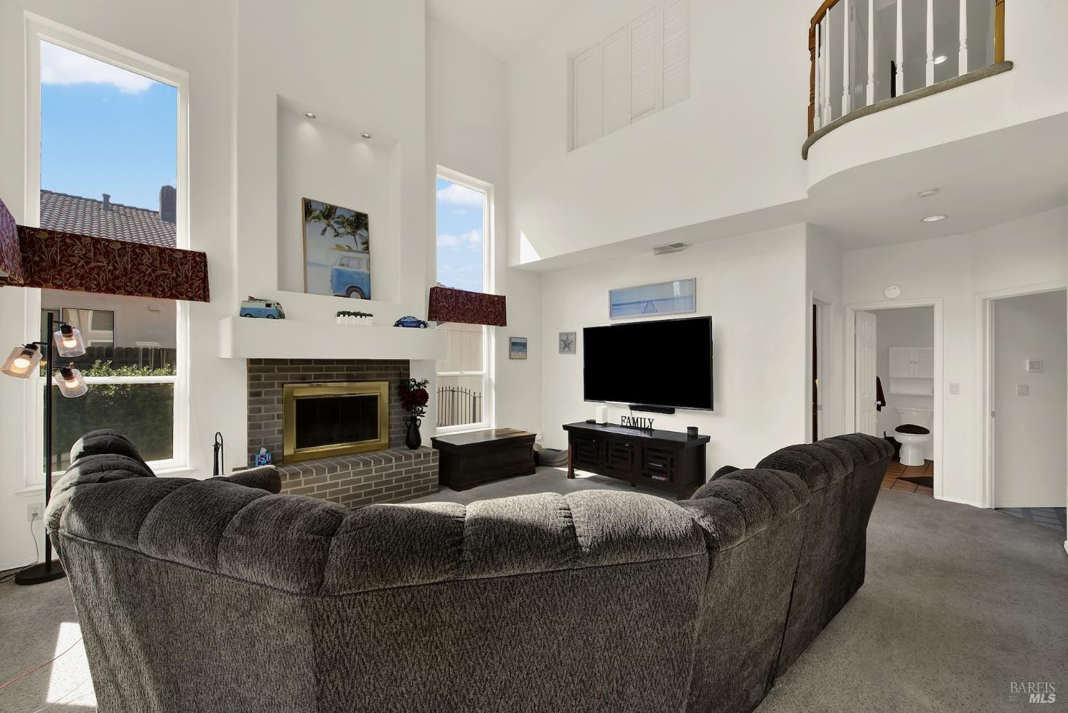 Detail Gallery Image 40 of 75 For 150 Deerglen Cir, Vacaville,  CA 95687 - 5 Beds | 3 Baths