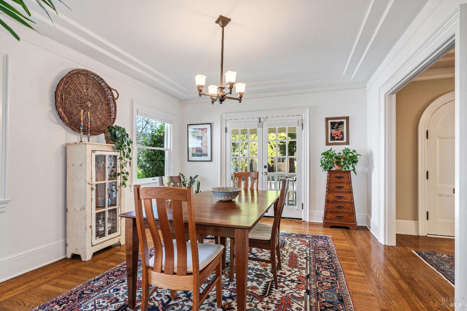 Detail Gallery Image 13 of 41 For 915 St Helena Ave, Santa Rosa,  CA 95404 - 4 Beds | 2/1 Baths