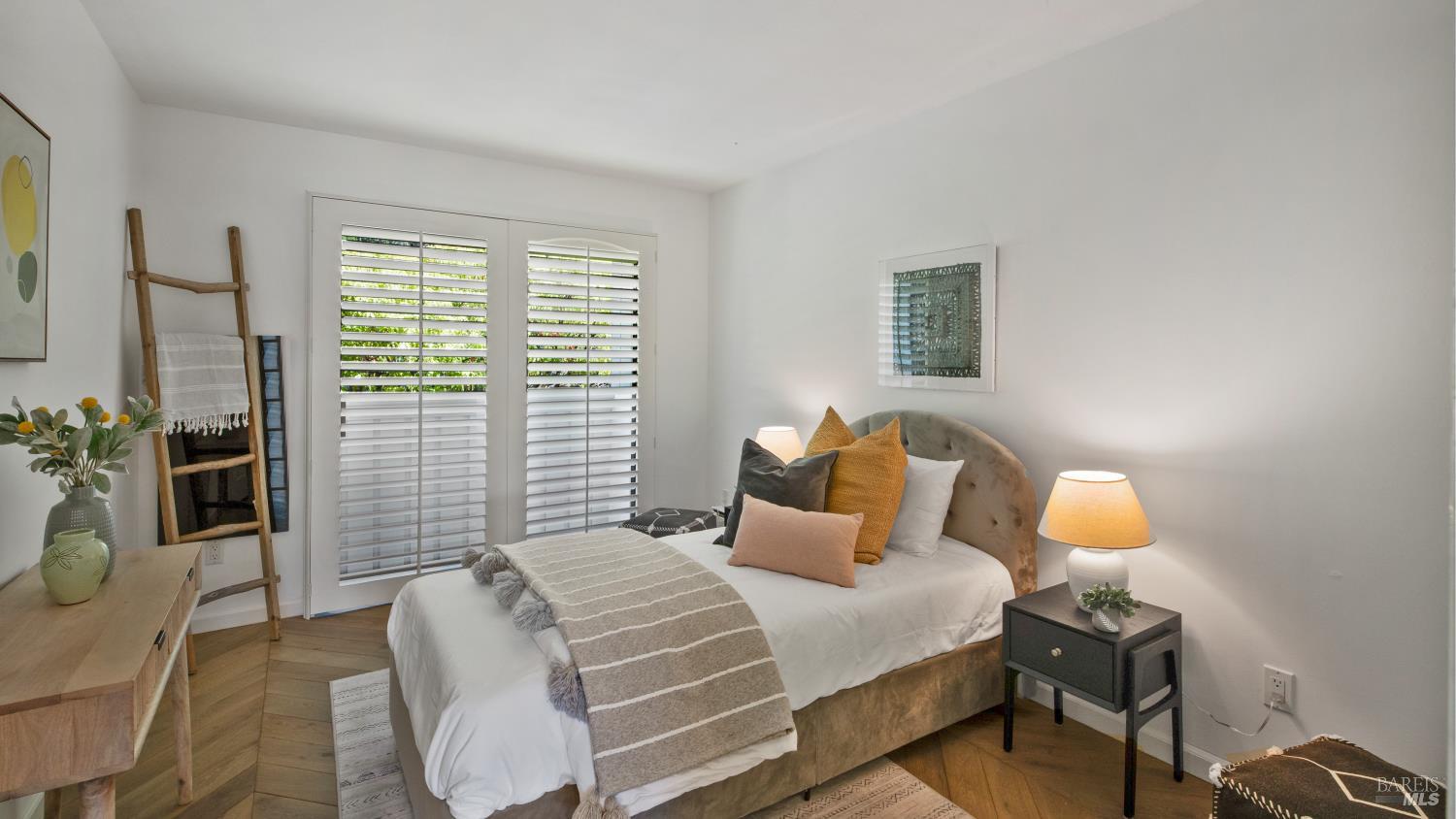 Detail Gallery Image 25 of 36 For 143 Knollwood Dr, San Rafael,  CA 94901 - 3 Beds | 2 Baths