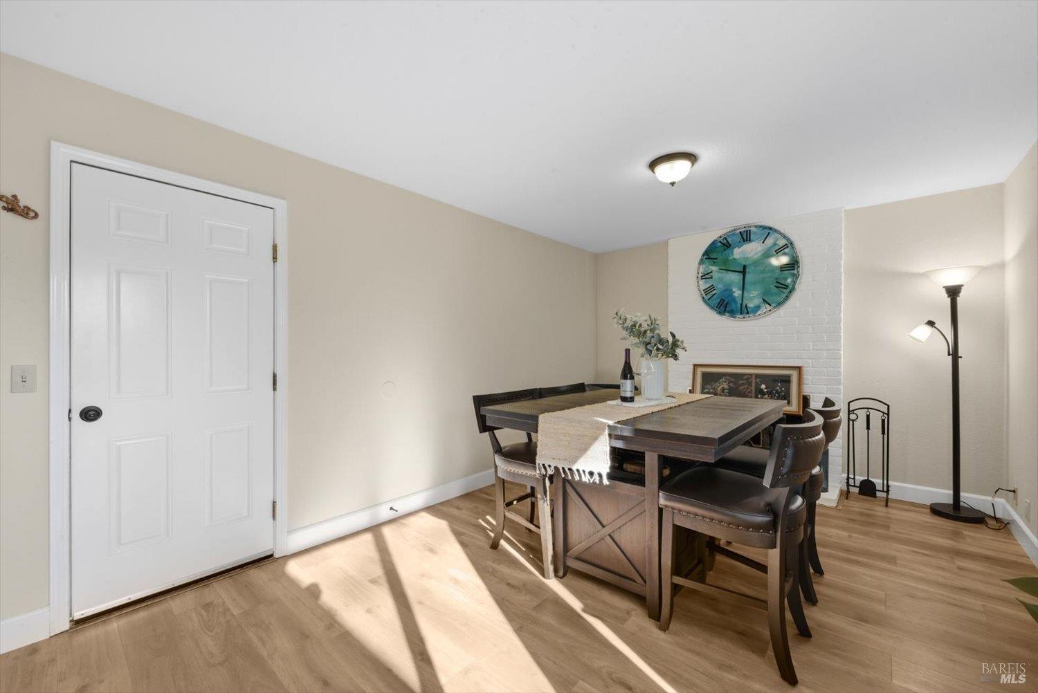 Detail Gallery Image 28 of 76 For 427 Temple Dr, Vacaville,  CA 95687 - 3 Beds | 2 Baths