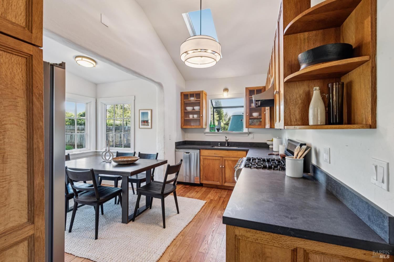 Detail Gallery Image 16 of 69 For 18 Cypress Rd, Point Reyes Station,  CA 94956 - 4 Beds | 1/1 Baths